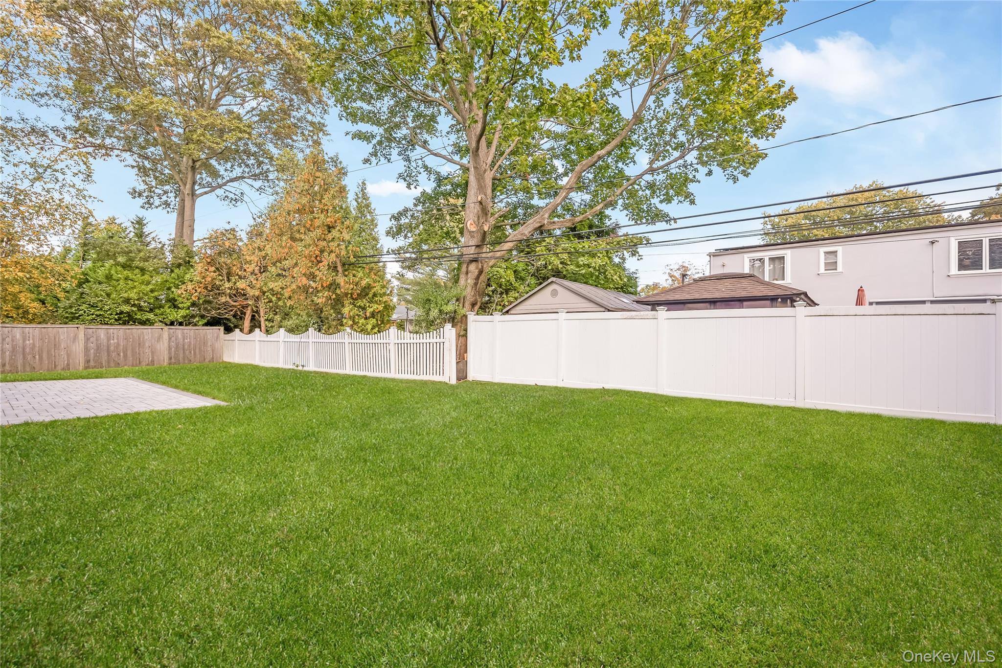 985 Douglas Avenue, Wantagh, NY 11793