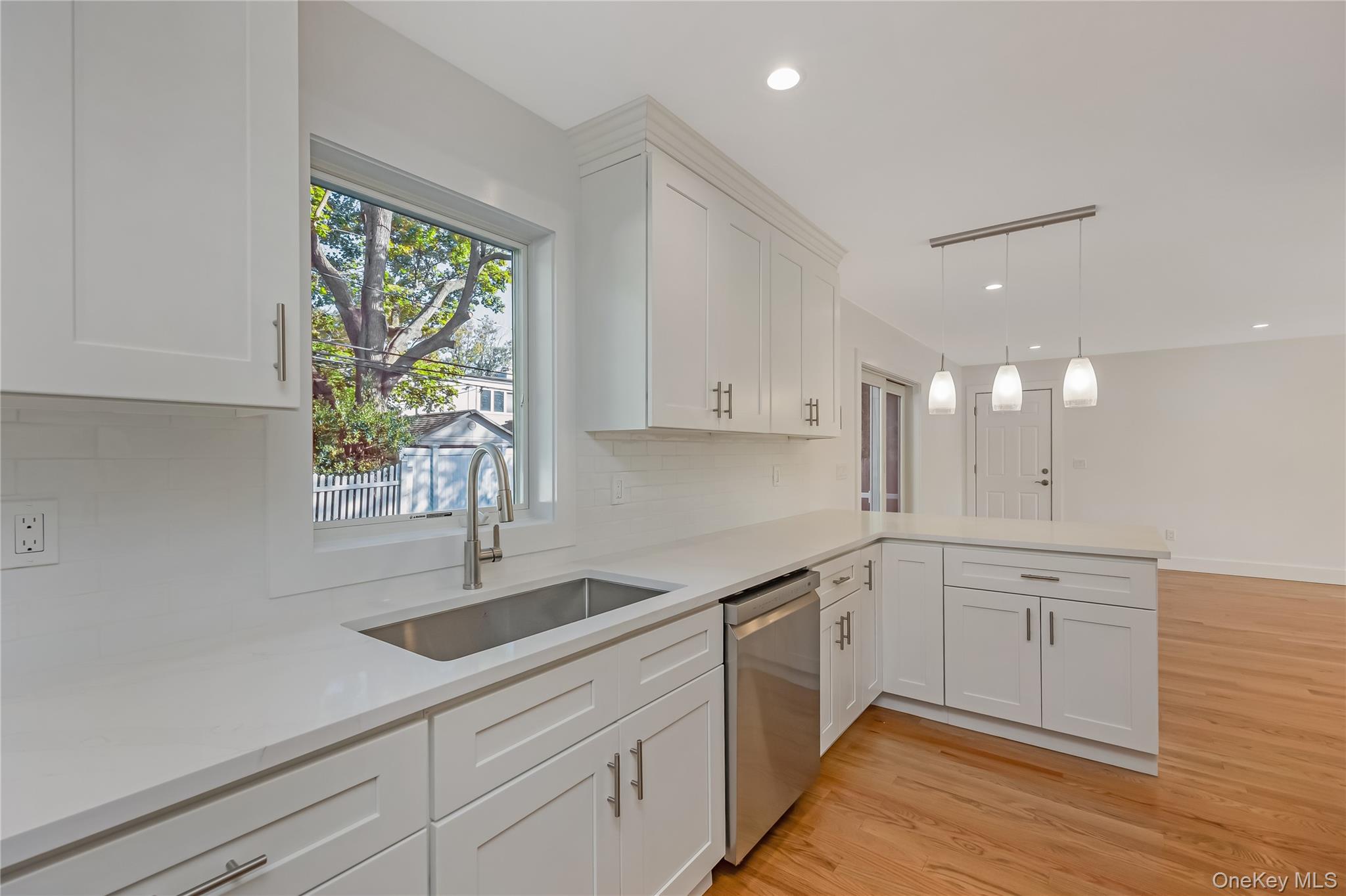 985 Douglas Avenue, Wantagh, NY 11793