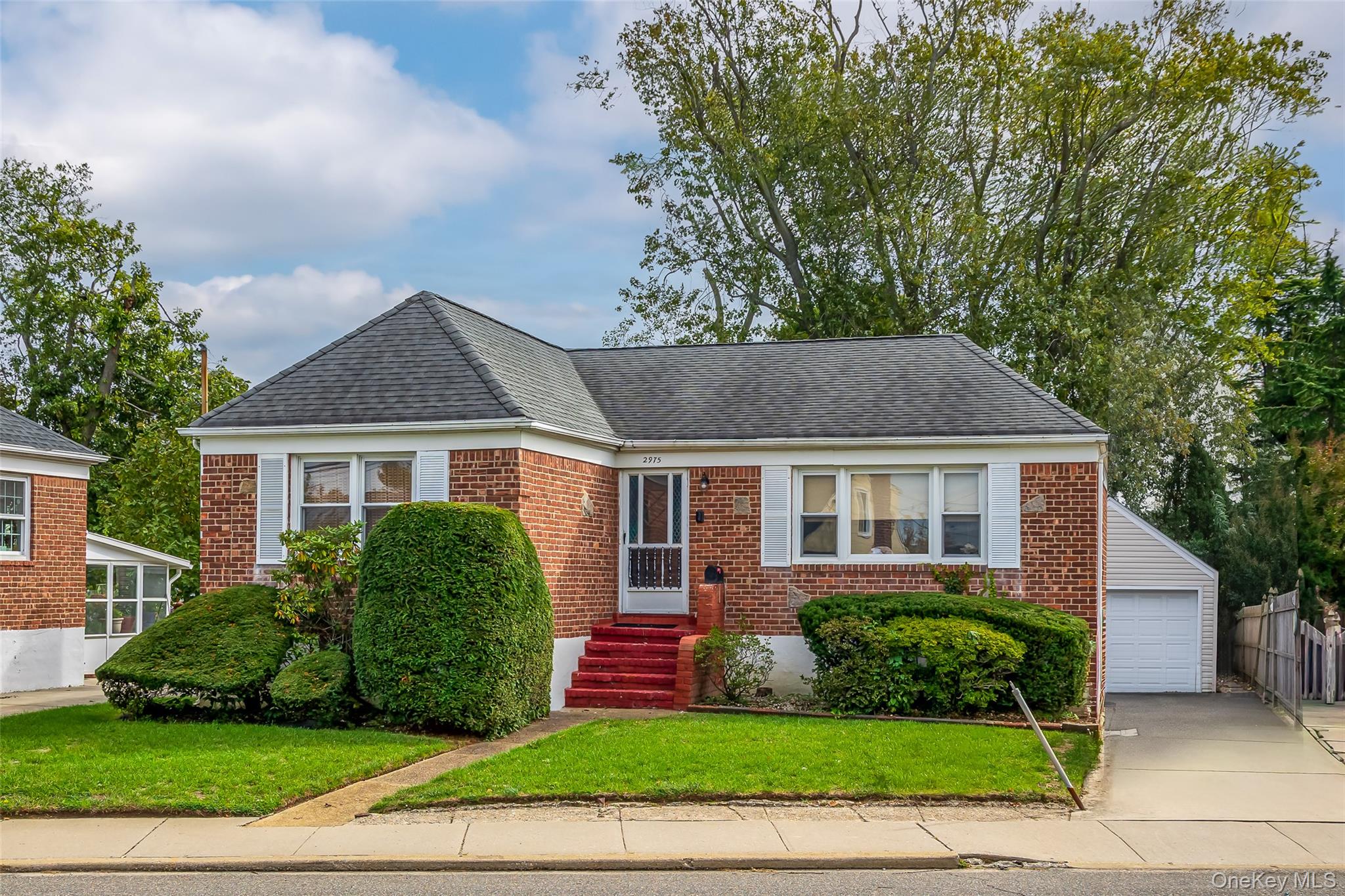 2975 Oceanside Road, Oceanside, NY 11572