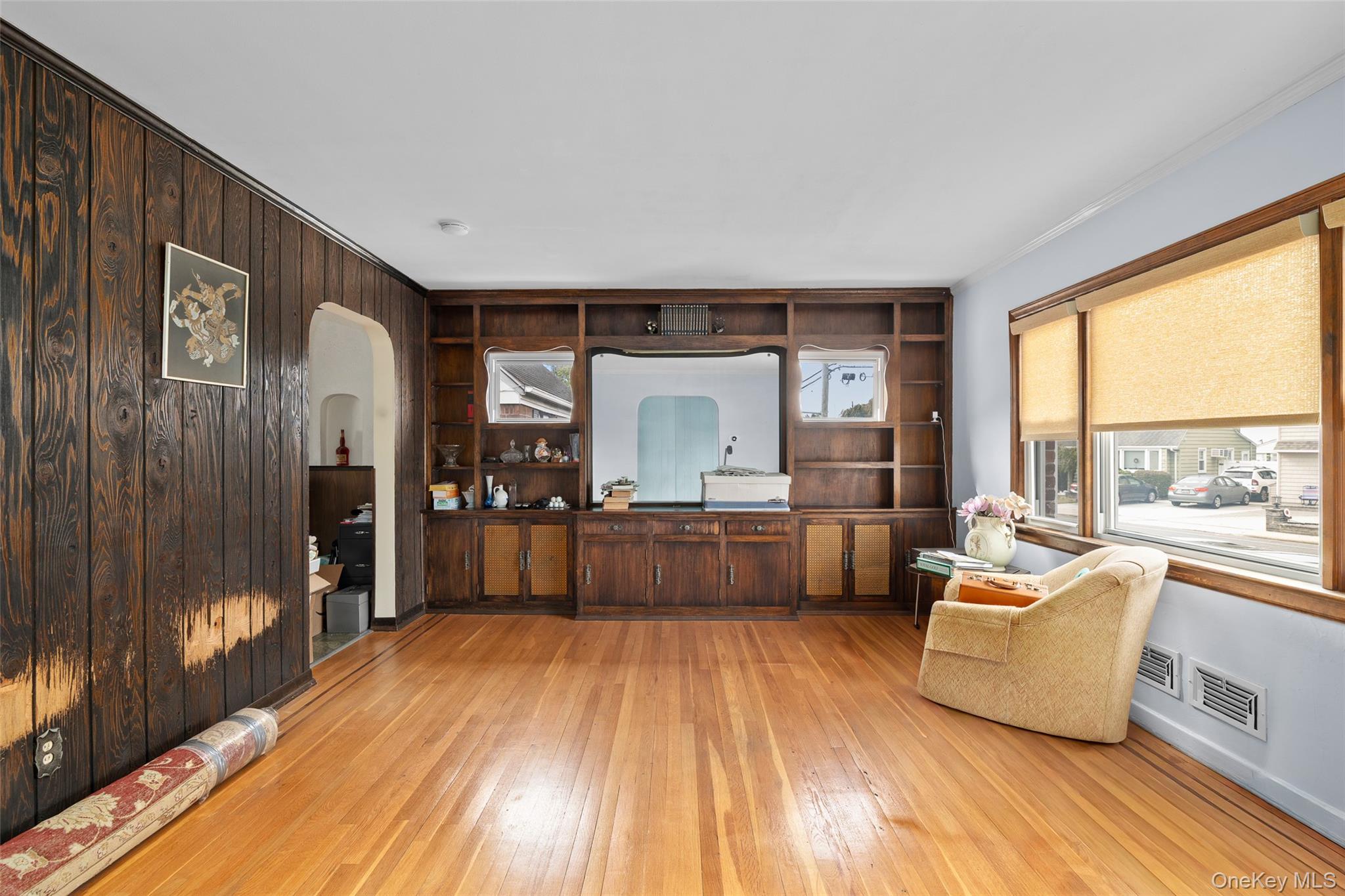 2975 Oceanside Road, Oceanside, NY 11572