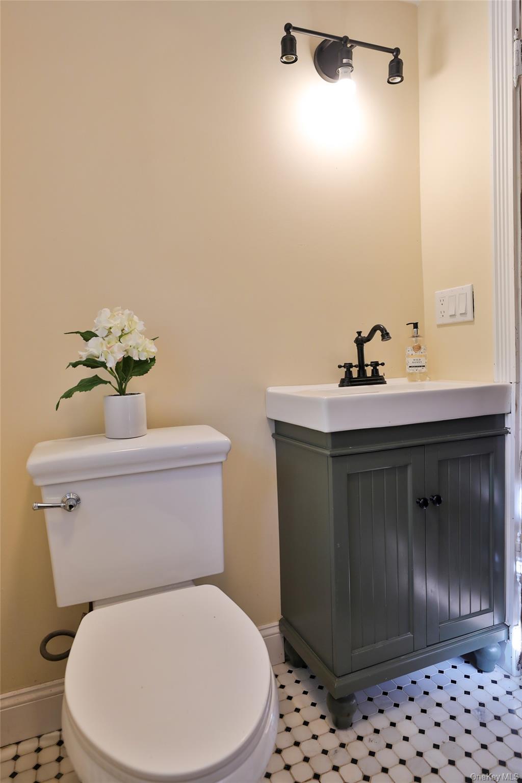 192 Downs Street, Kingston, NY 12401