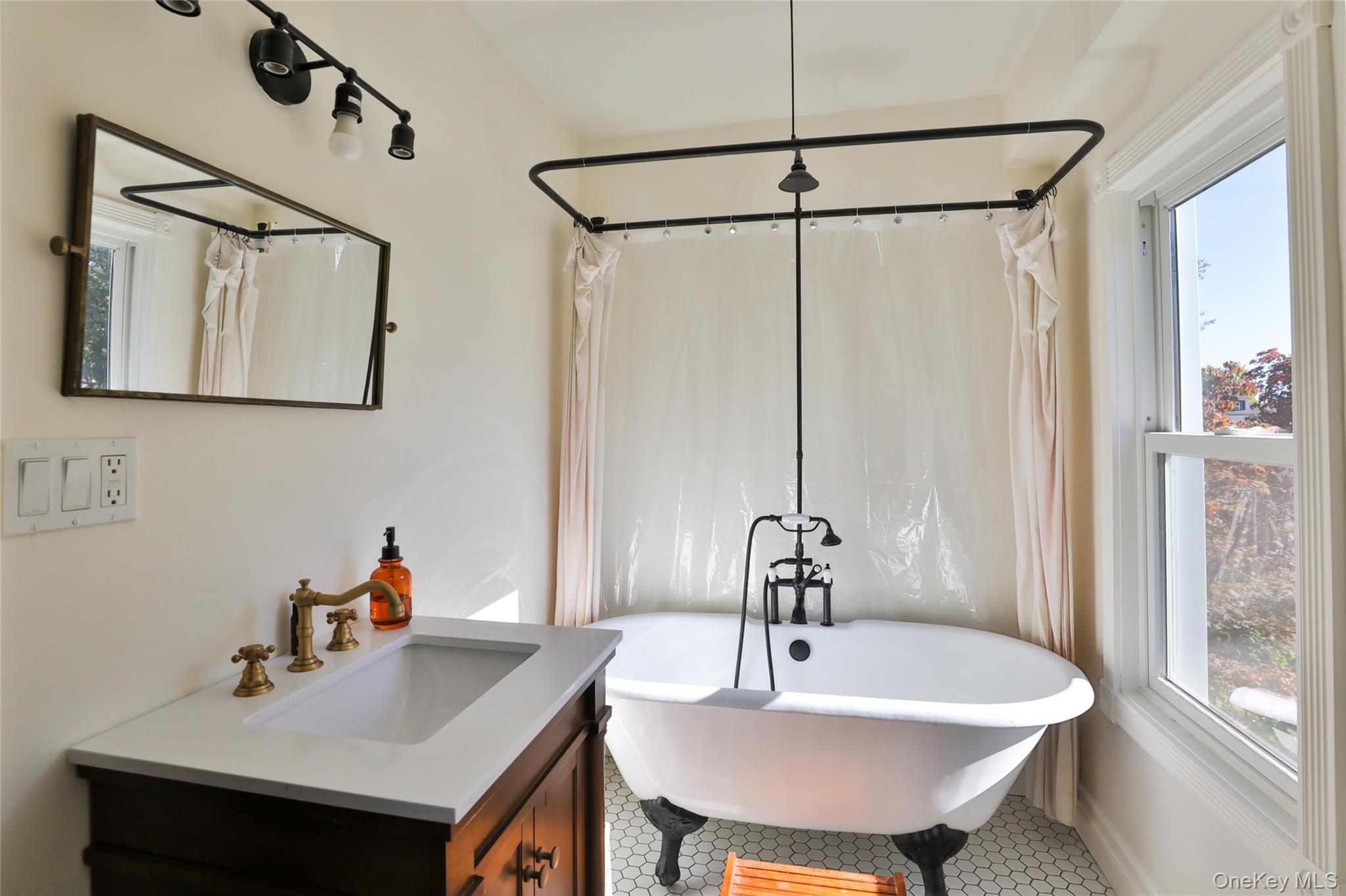 192 Downs Street, Kingston, NY 12401