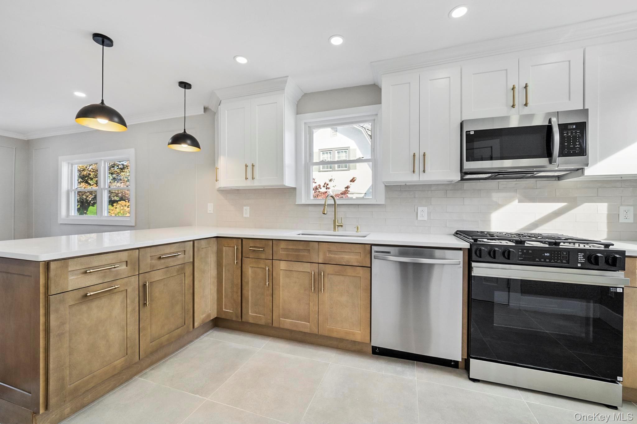 36 New York Avenue, Freeport, NY 11520