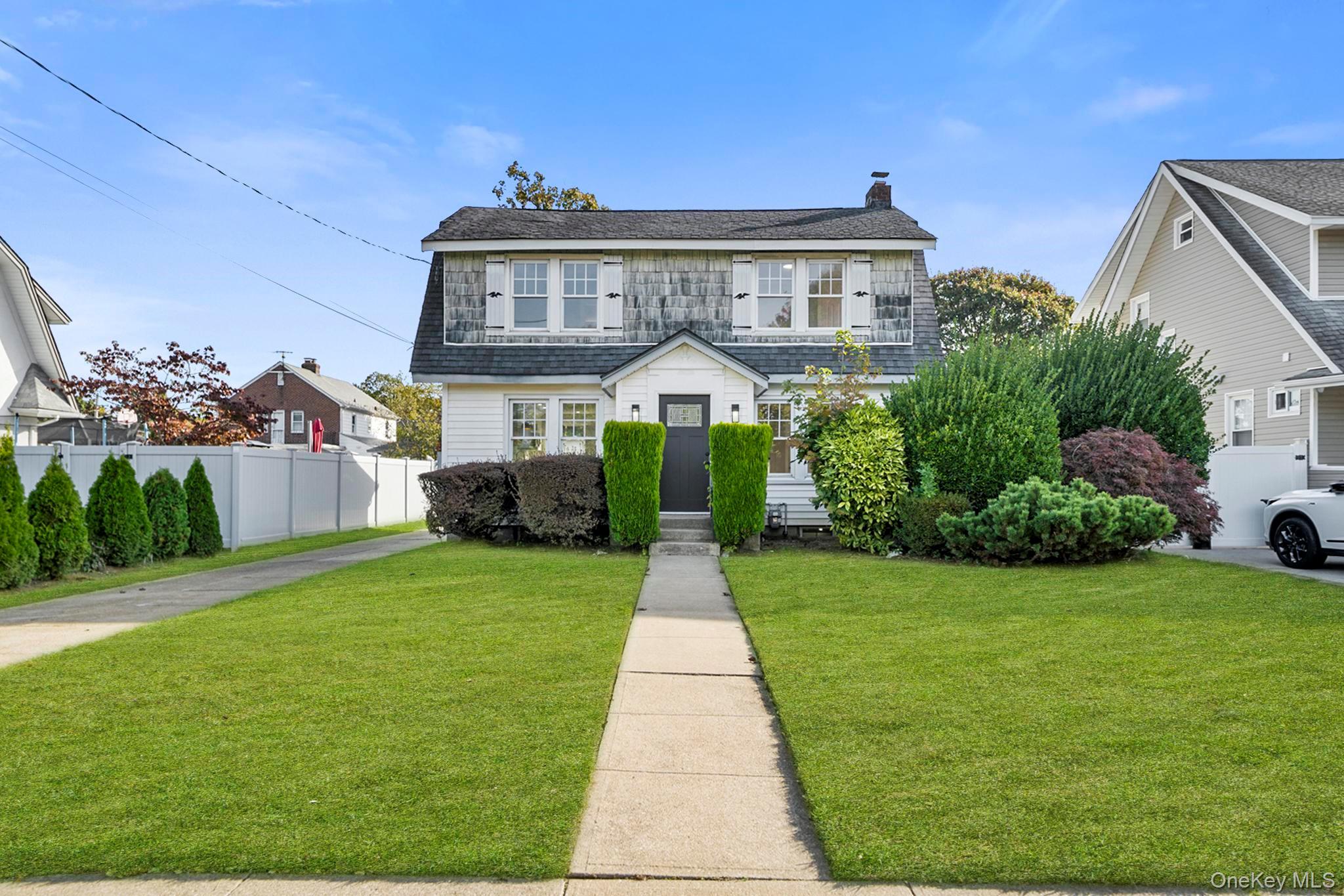 36 New York Avenue, Freeport, NY 11520