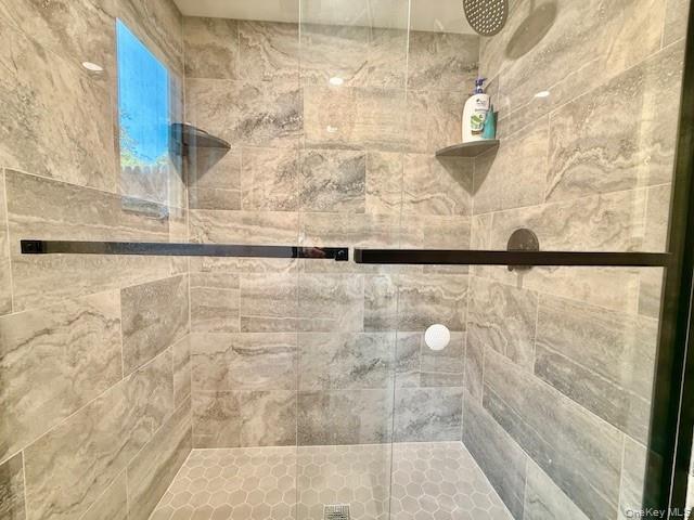 8 Fox Hollow Lane, Ridge, NY 11961