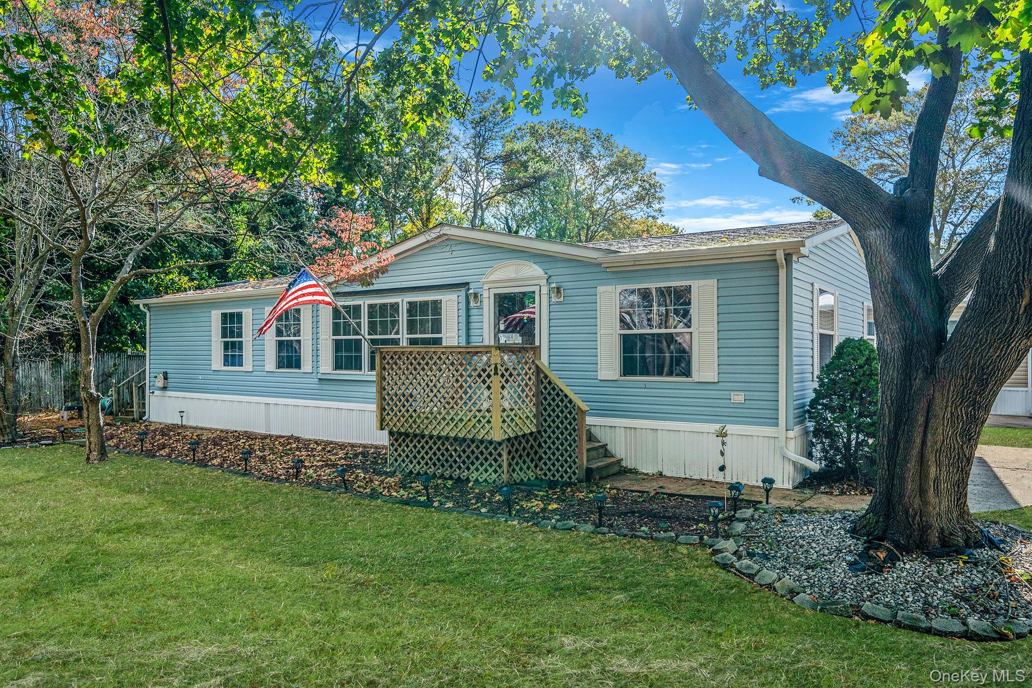 3 Betsy Ross Drive, Bohemia, NY 11716