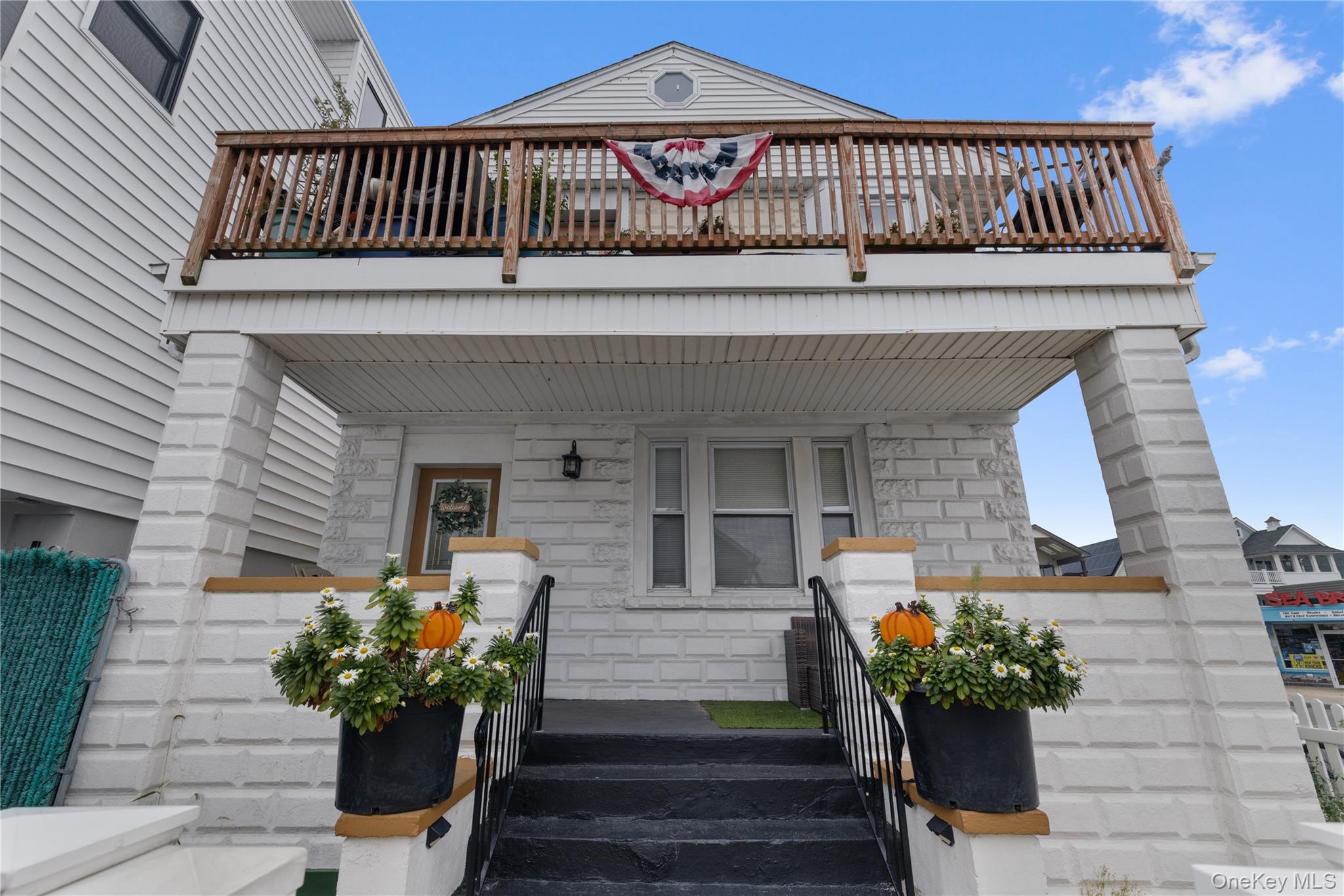 53 Pennsylvania Ave # 1st floor, Long Beach, NY 11561