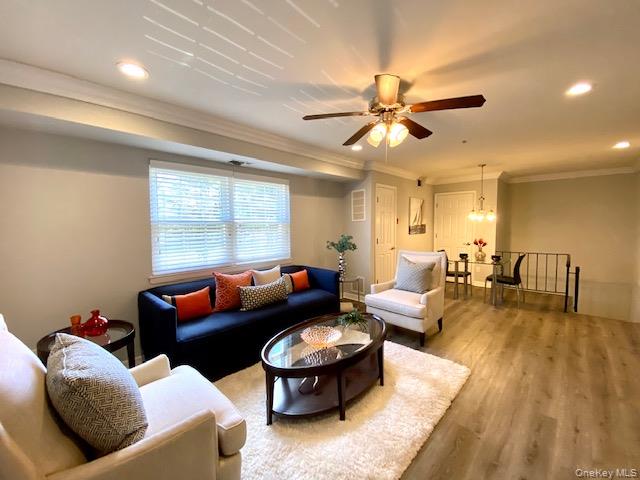 462 Lake Pointe Drive # 462, Middle Island, NY 11953