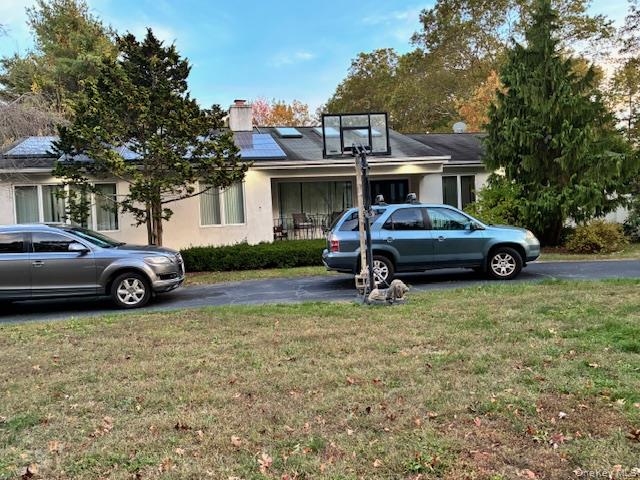 33 Pinecone Lane, Islandia, NY 11749