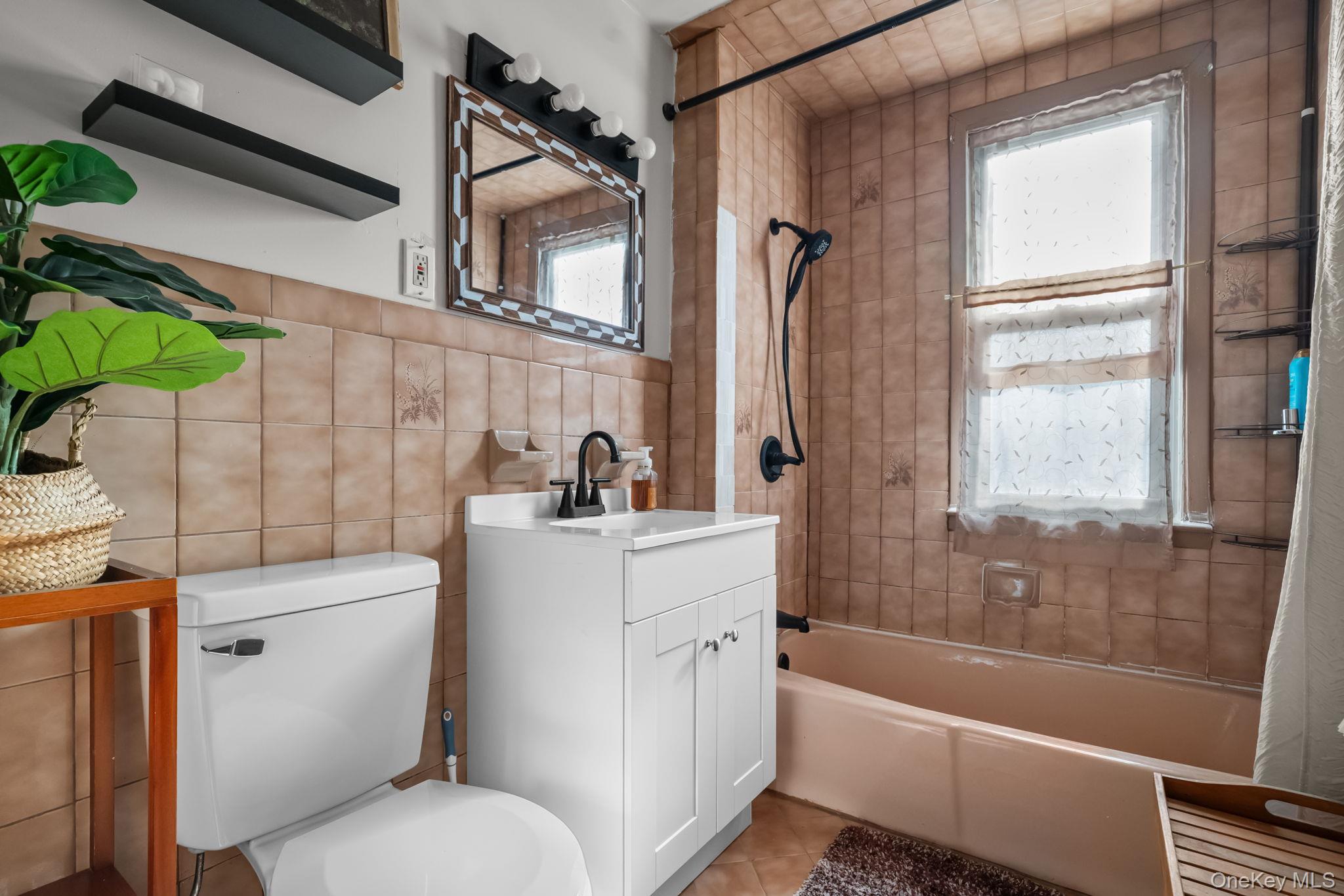 3210 Country Club Road, Bronx, NY 10465