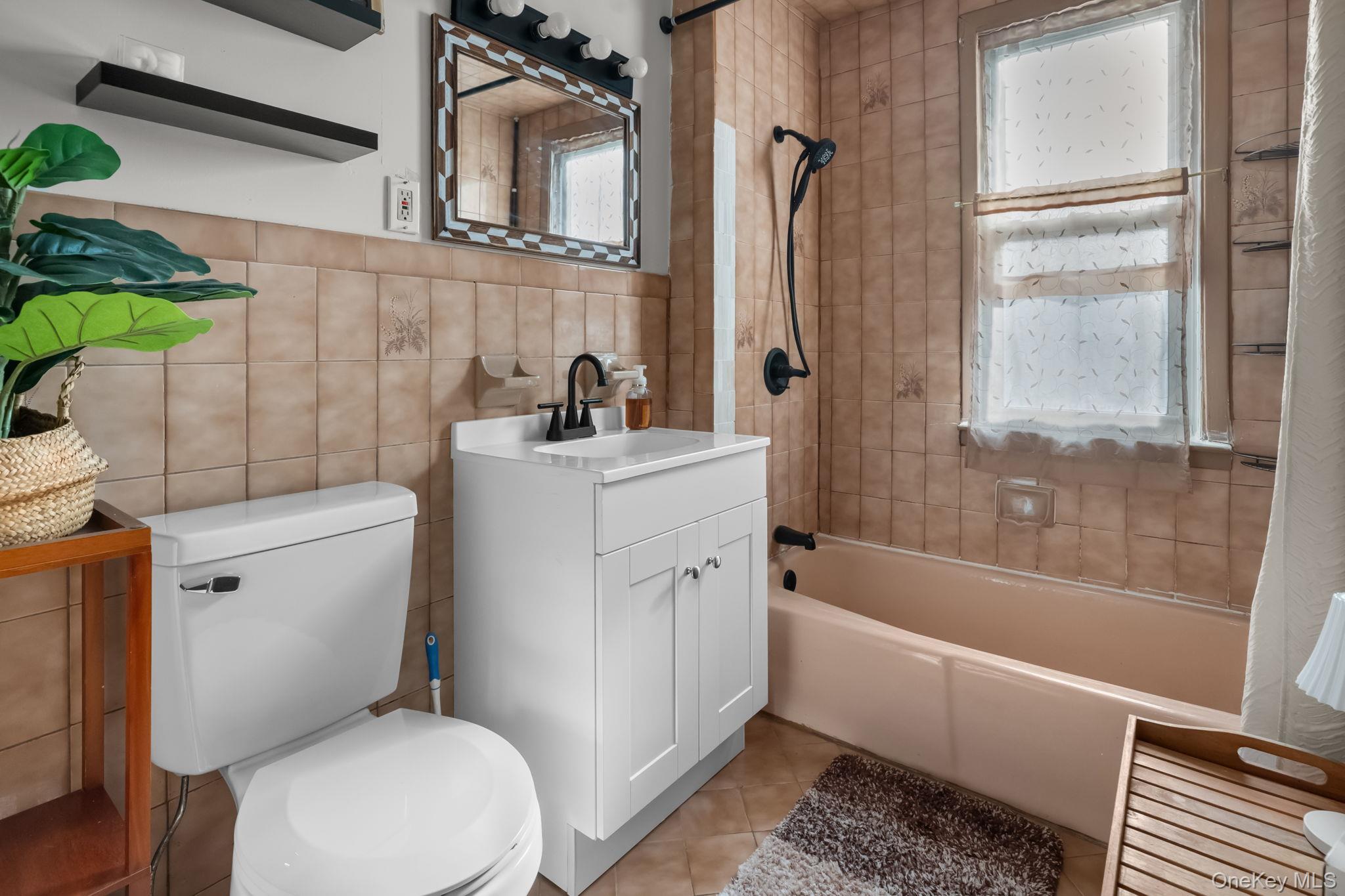 3210 Country Club Road, Bronx, NY 10465