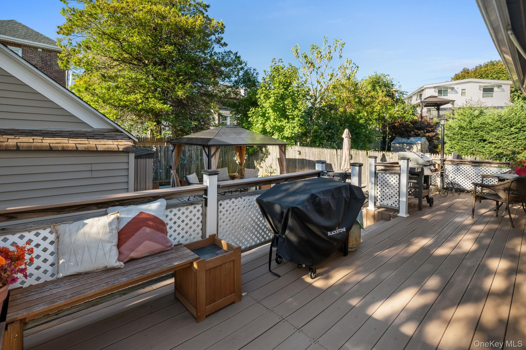 3210 Country Club Road, Bronx, NY 10465