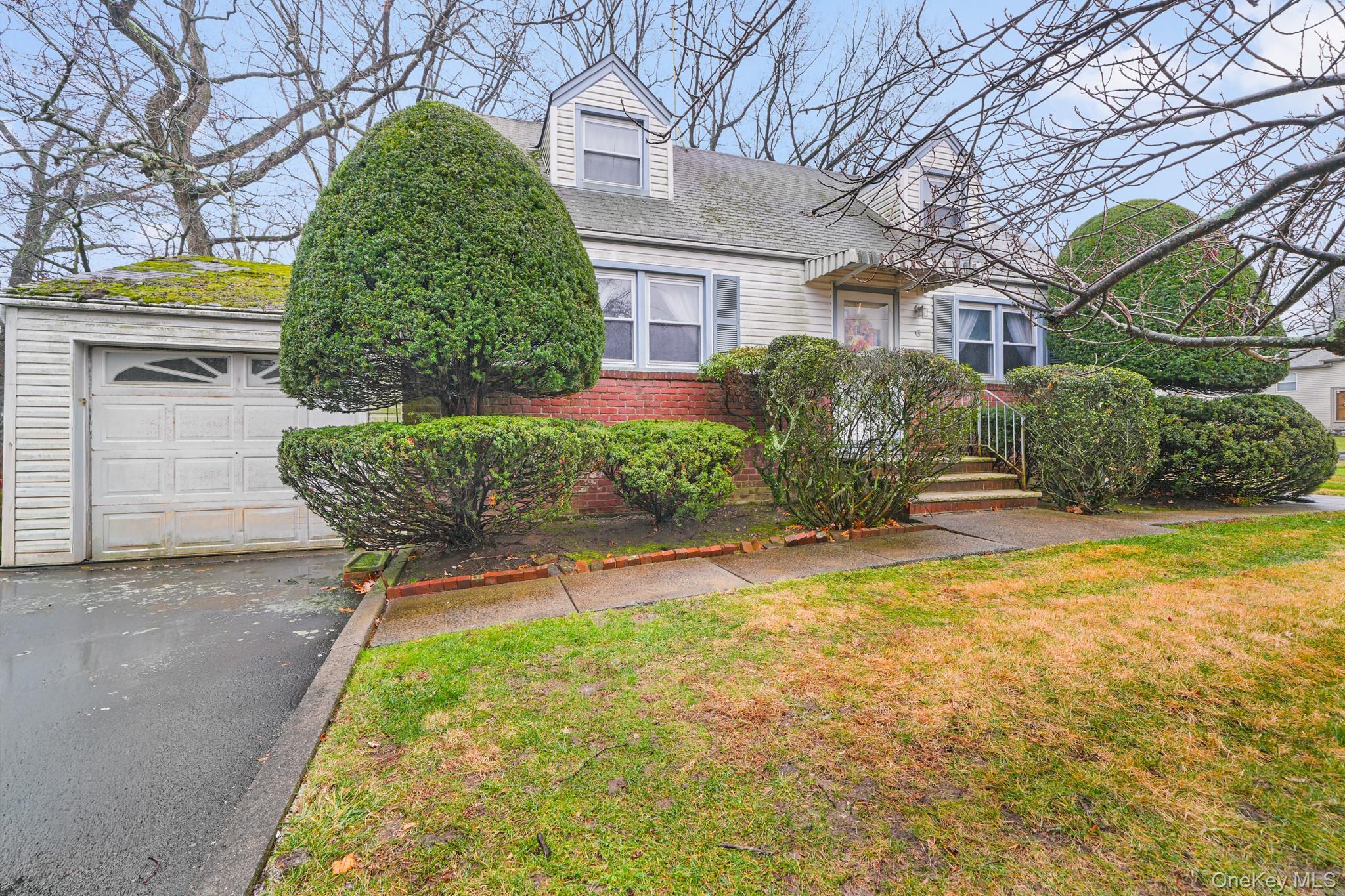 6 Lombardi Road, Pearl River, NY 10965