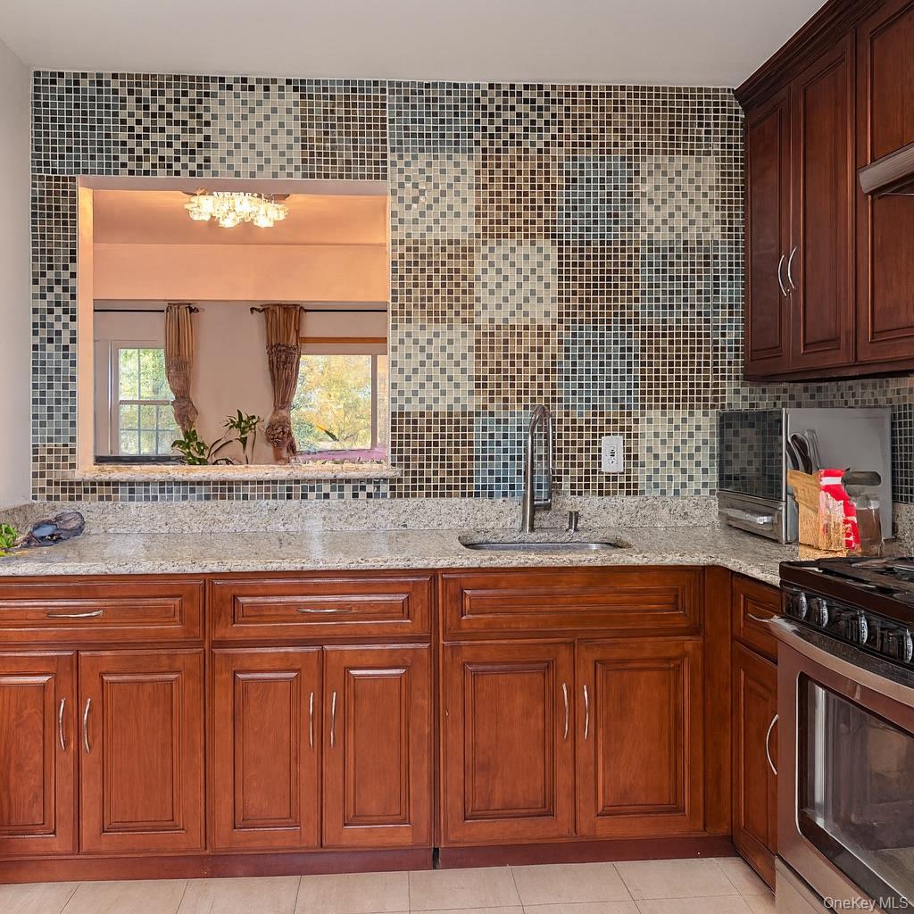 202 Blake Road, Maybrook, NY 12543