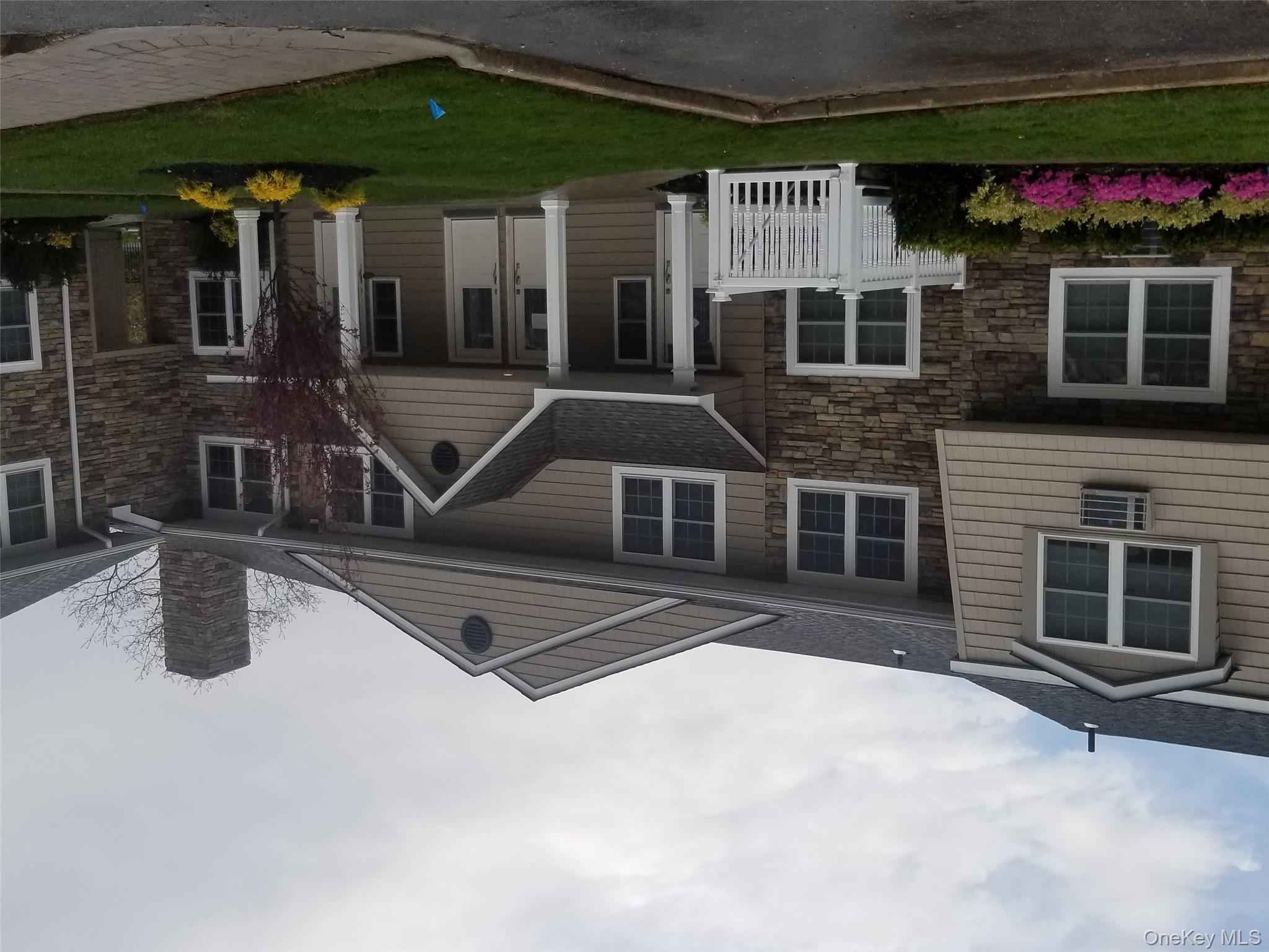 100 Terrace Road # T03-152, Bayport, NY 11705