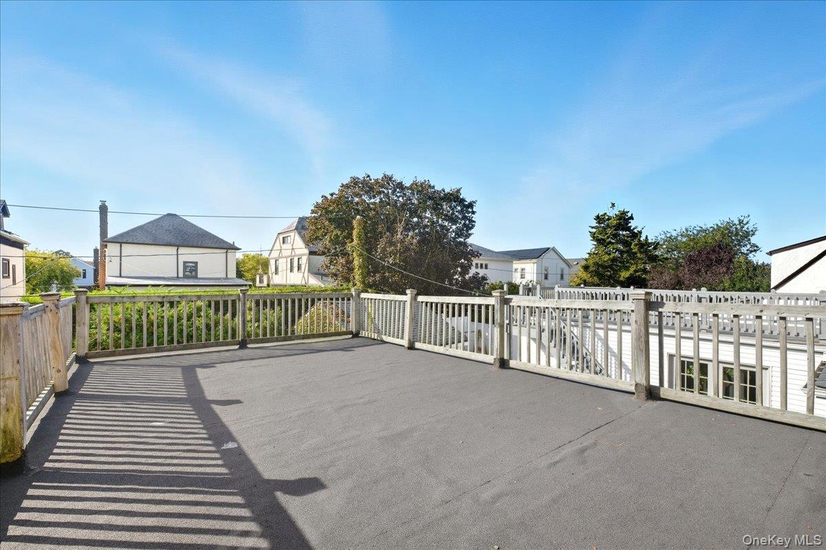 430 W Walnut Street, Long Beach, NY 11561