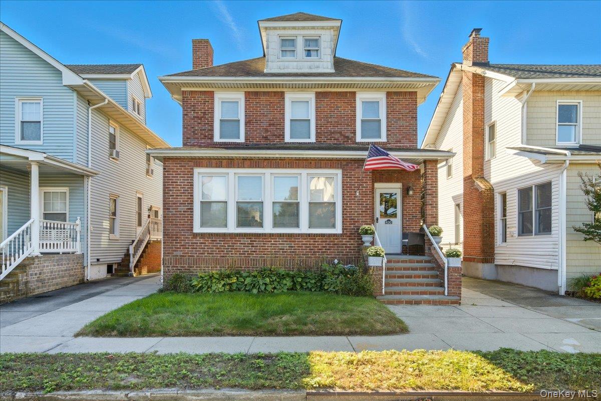 430 W Walnut Street, Long Beach, NY 11561