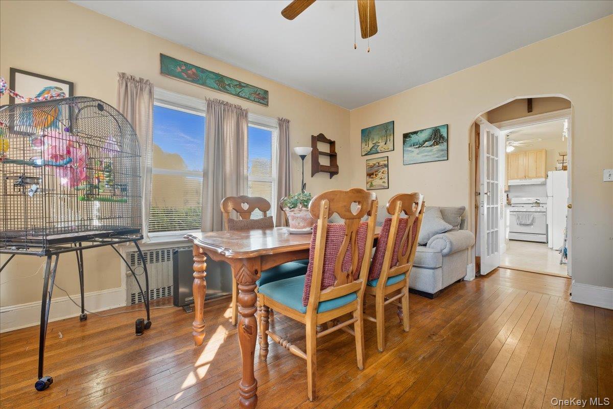 430 W Walnut Street, Long Beach, NY 11561