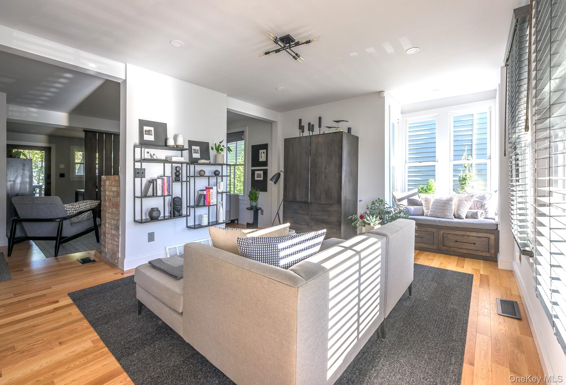 238 Allen Street, Hudson, NY 12534