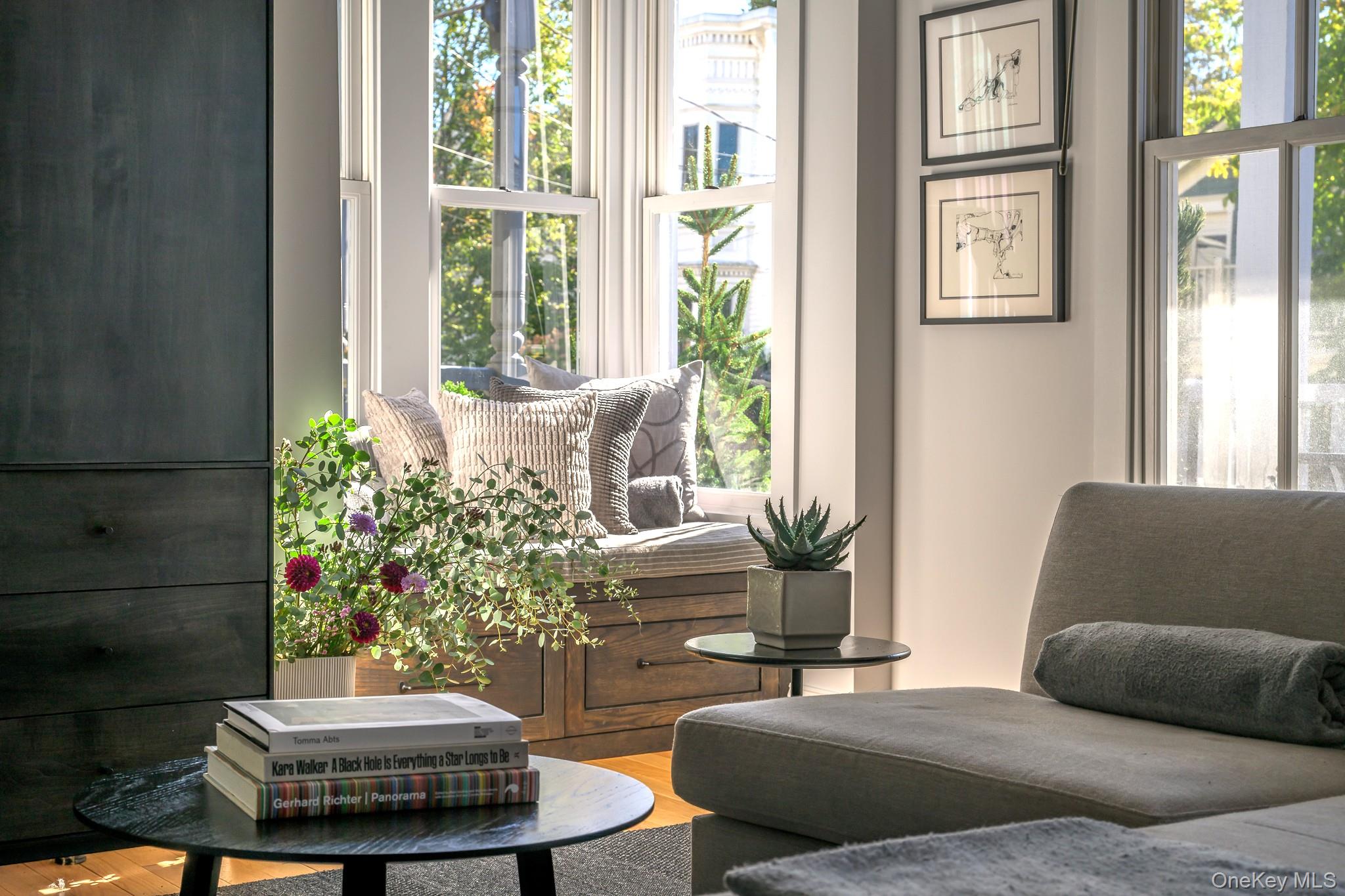 238 Allen Street, Hudson, NY 12534