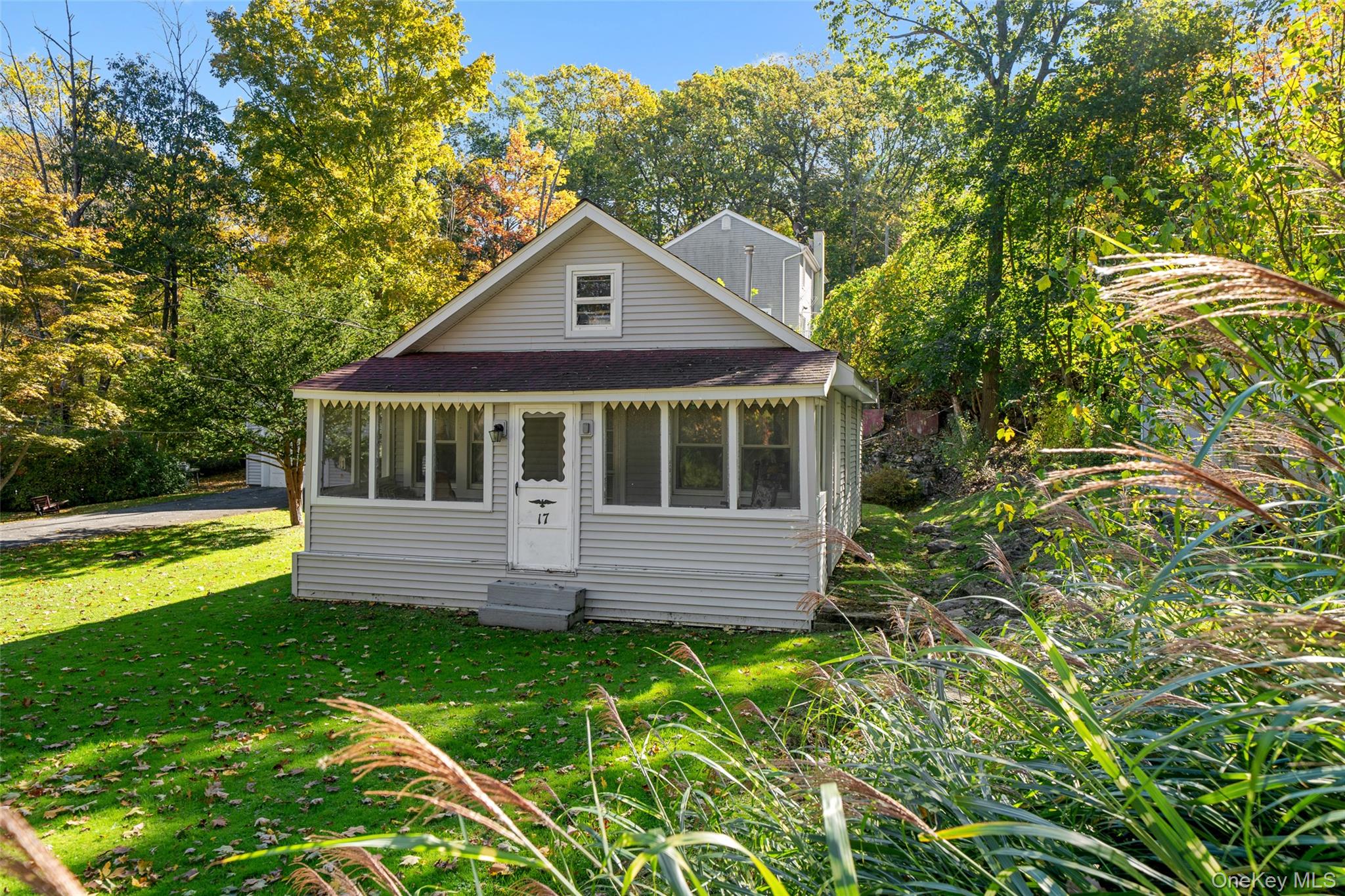 17 Fourth Road, Greenwood Lake, NY 10925