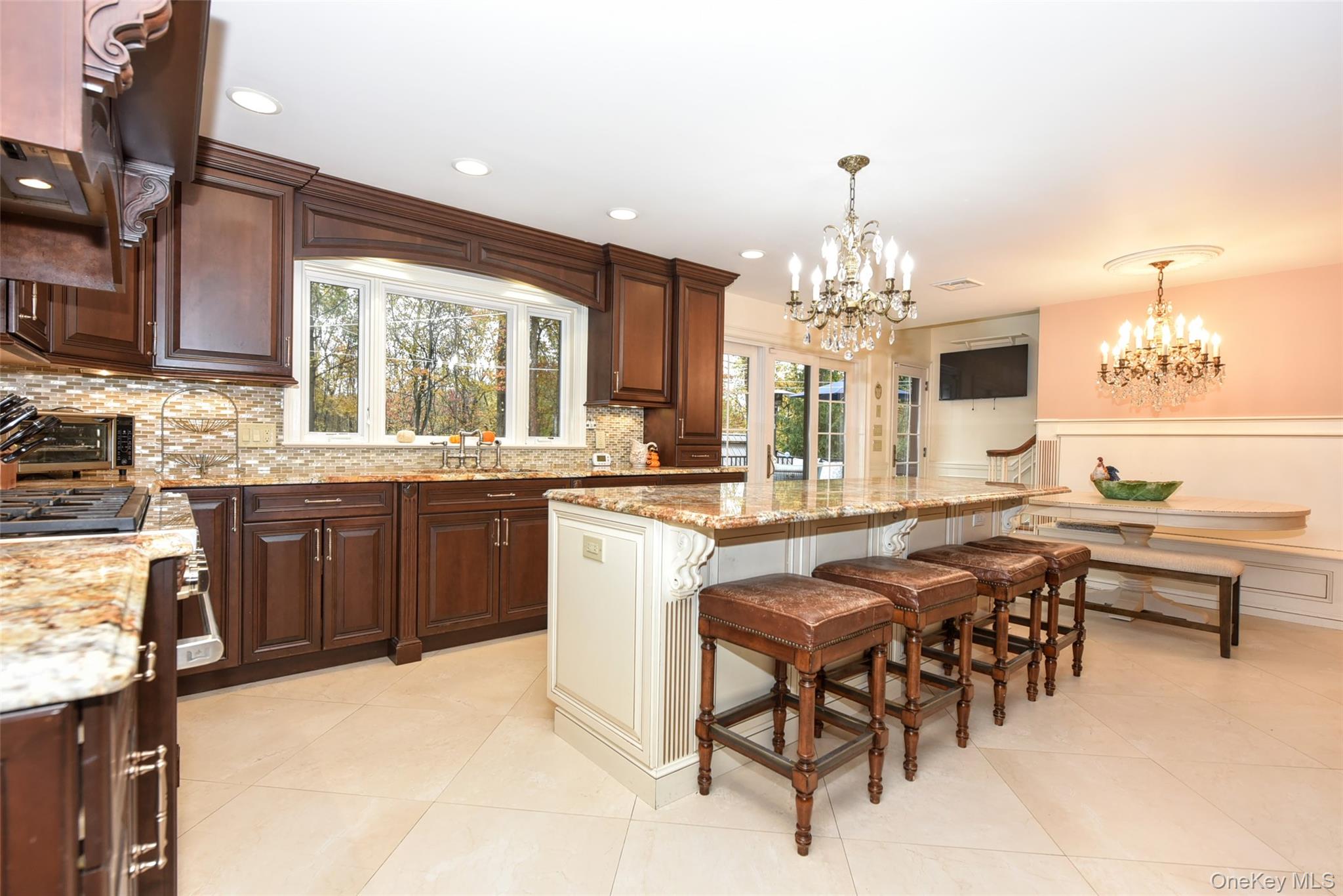 4 Abbey Road, Orangeburg, NY 10962