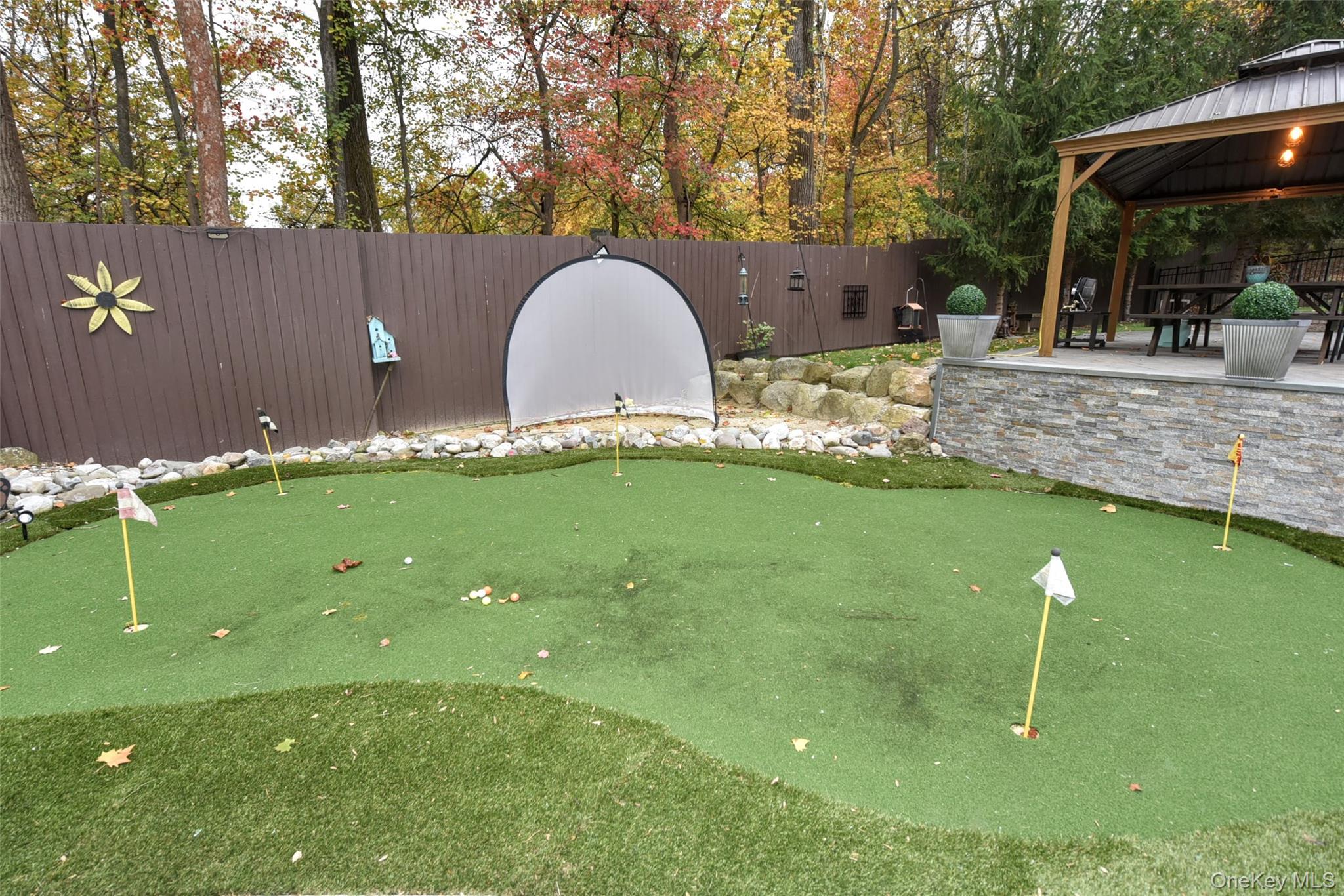 4 Abbey Road, Orangeburg, NY 10962