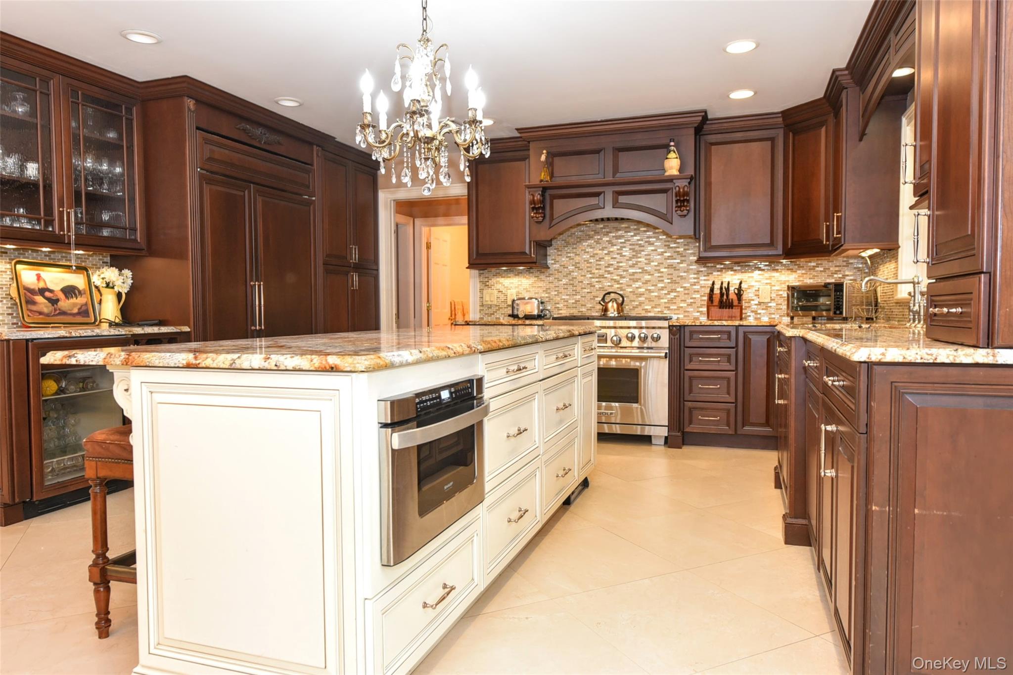 4 Abbey Road, Orangeburg, NY 10962