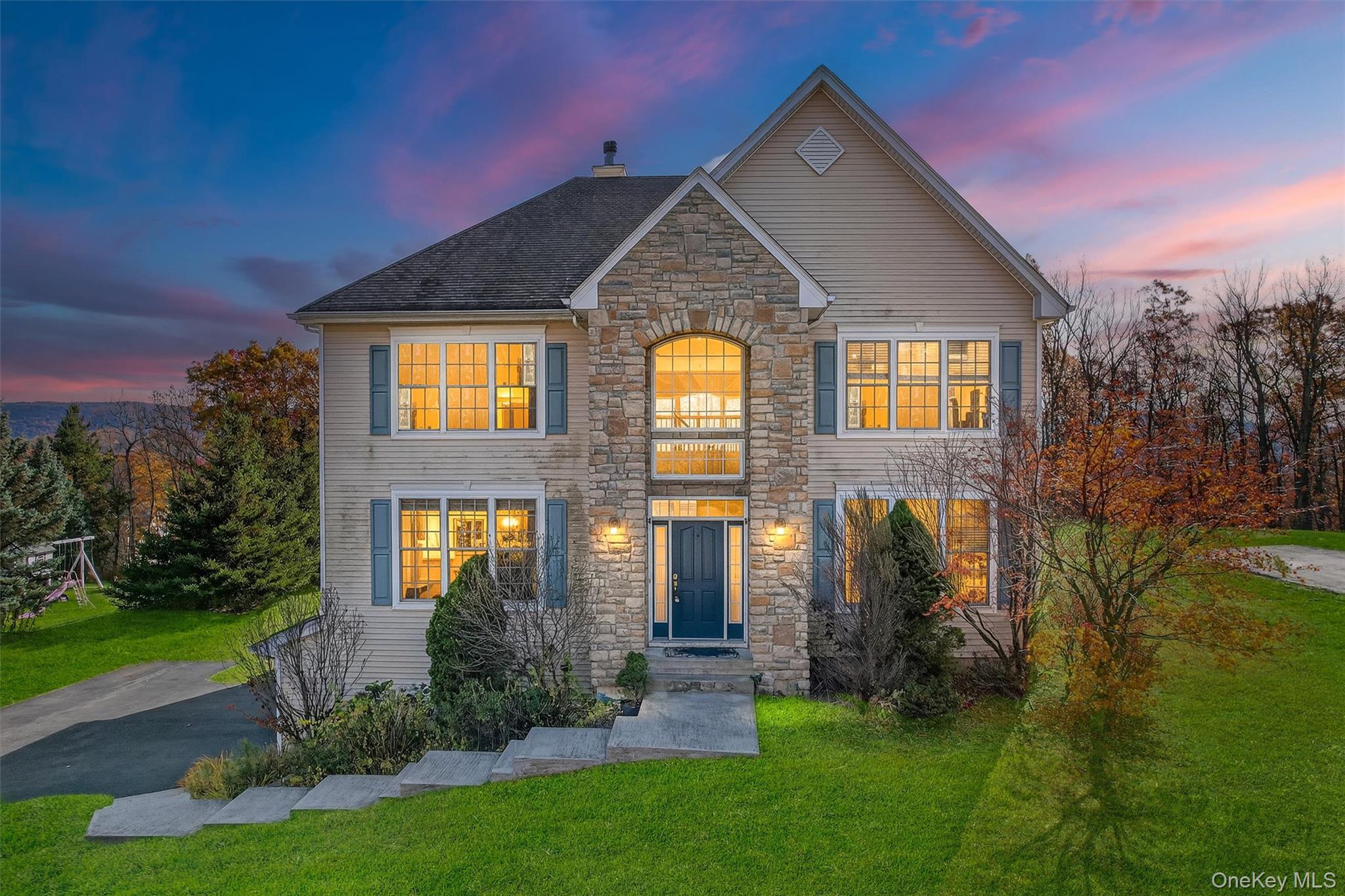 12 Heather Ridge, Highland Mills, NY 10930