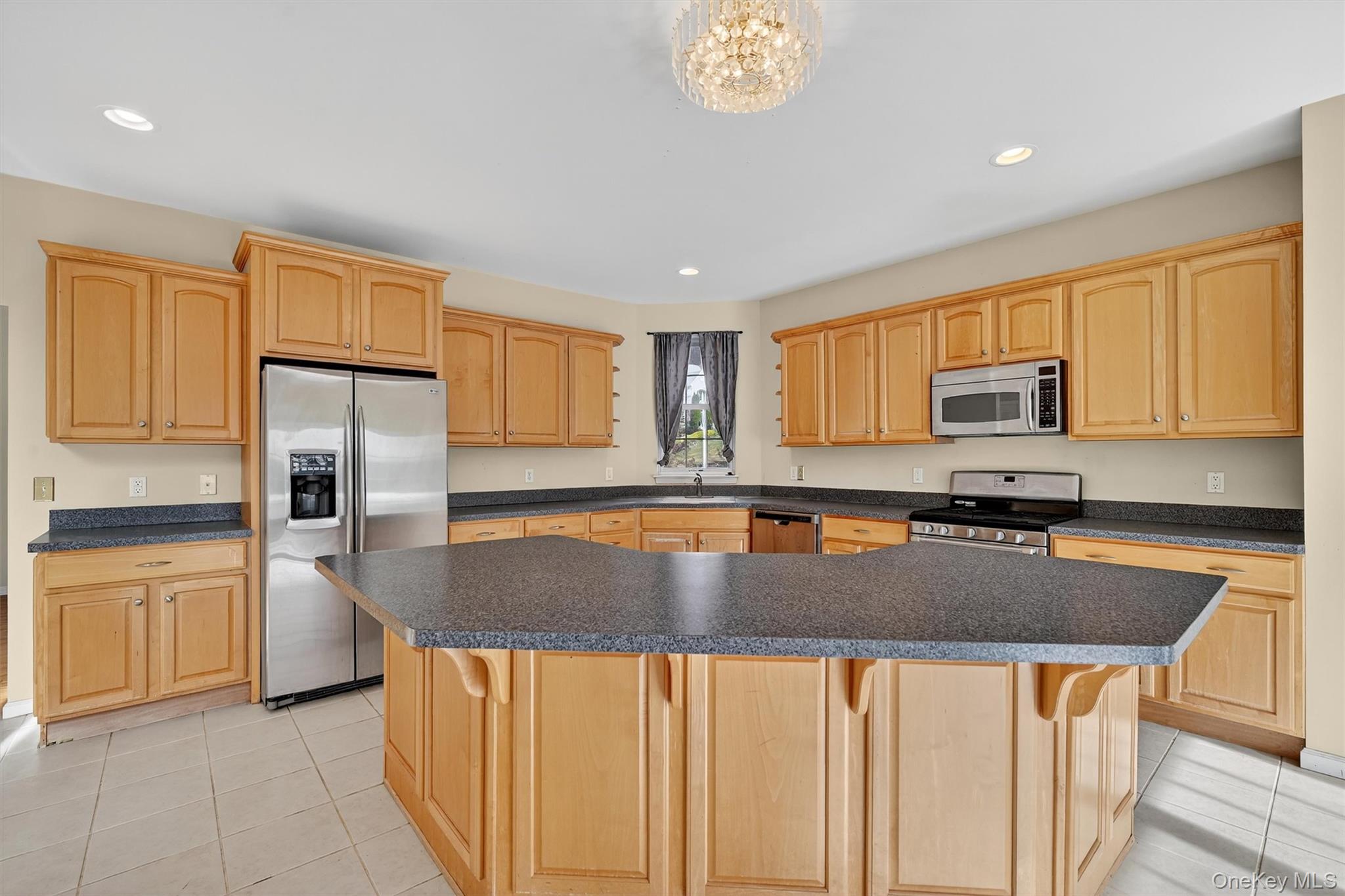 12 Heather Ridge, Highland Mills, NY 10930