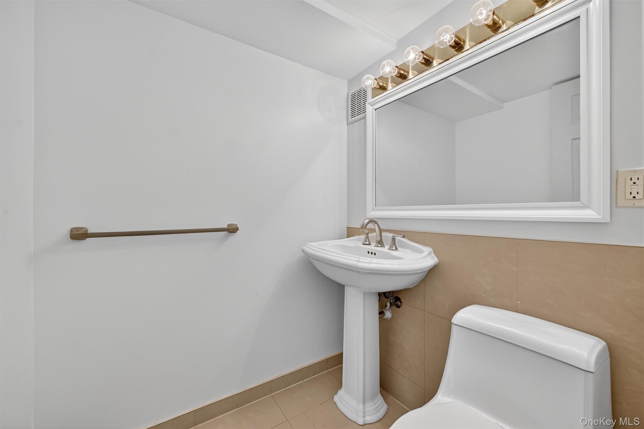 12 Heather Ridge, Highland Mills, NY 10930