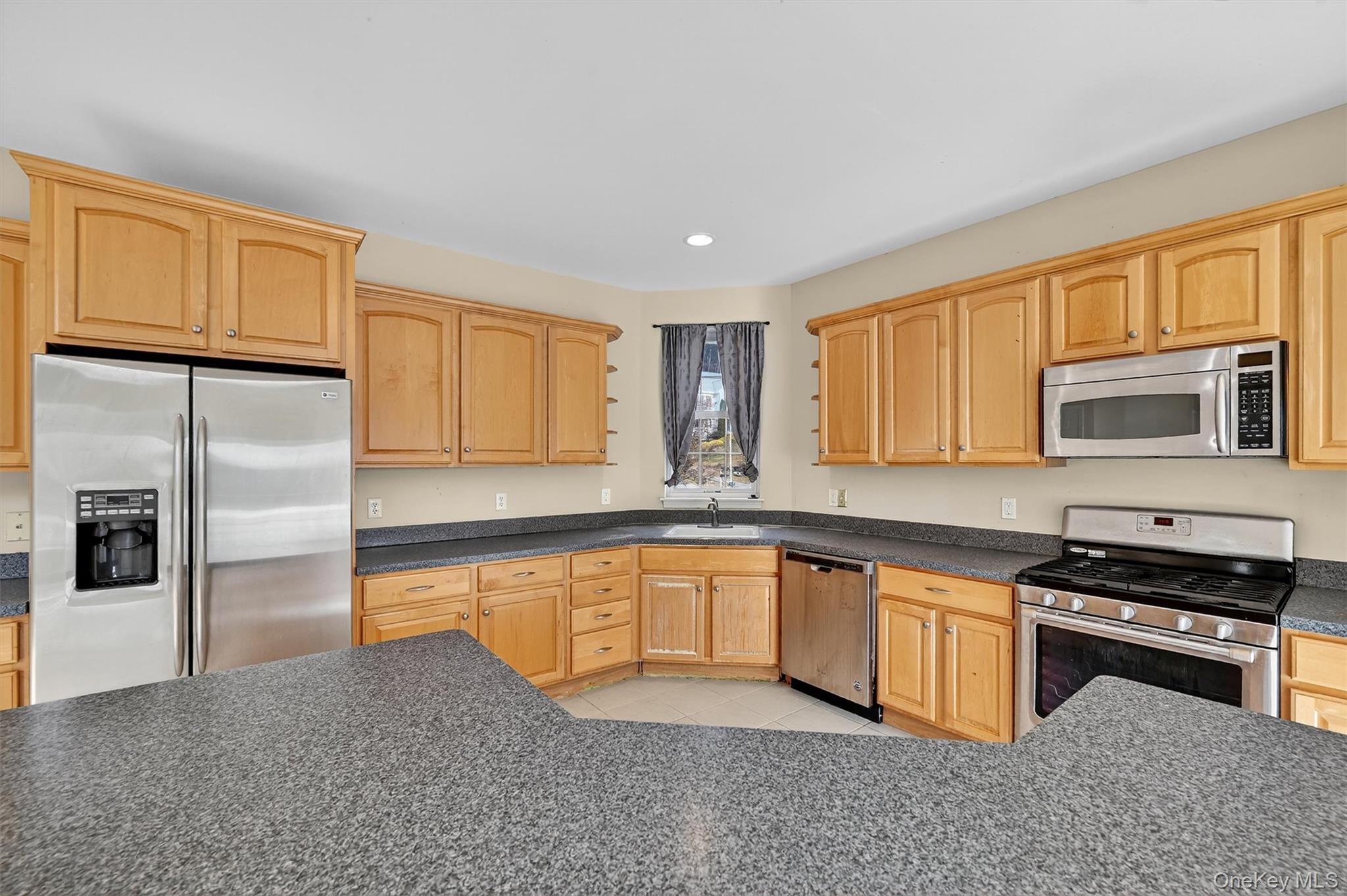 12 Heather Ridge, Highland Mills, NY 10930