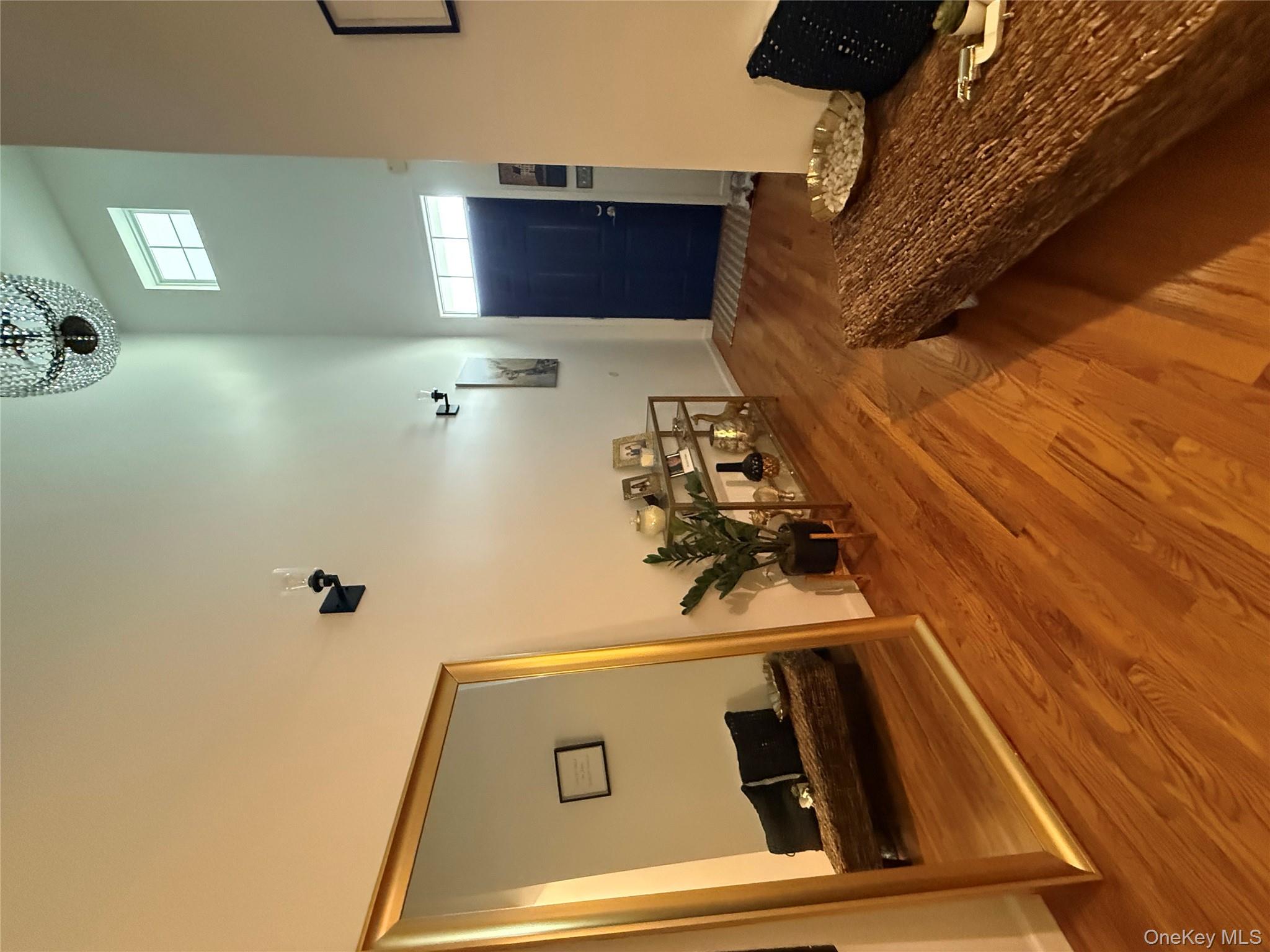 17 Woodrose Court, Middletown, NY 10940