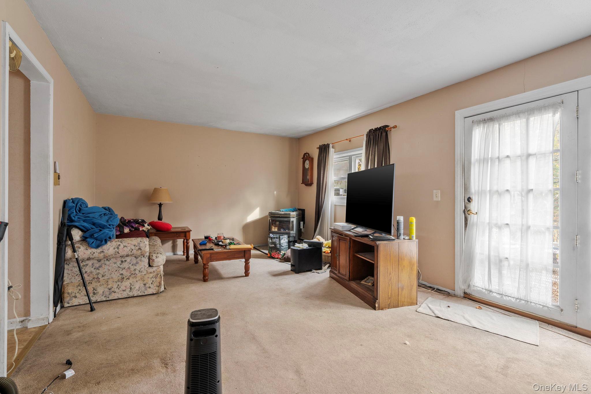 24 Russet Road, Poughkeepsie, NY 12601