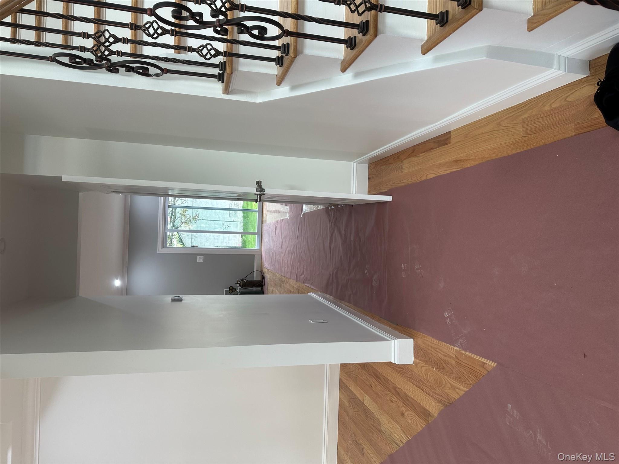 244 Andrews Road, Mineola, NY 11501