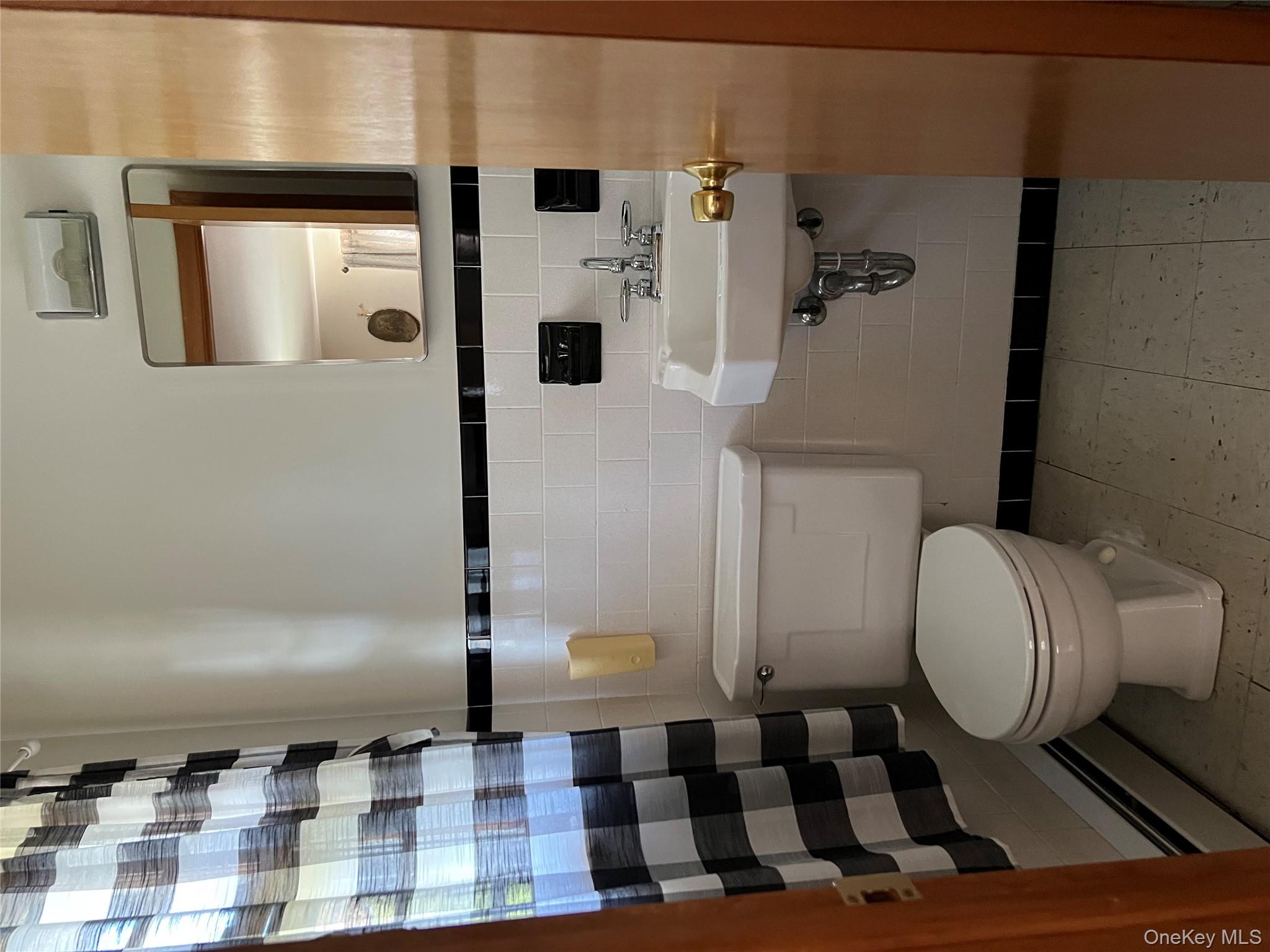 7 Carriage Drive, Newburgh, NY 12550