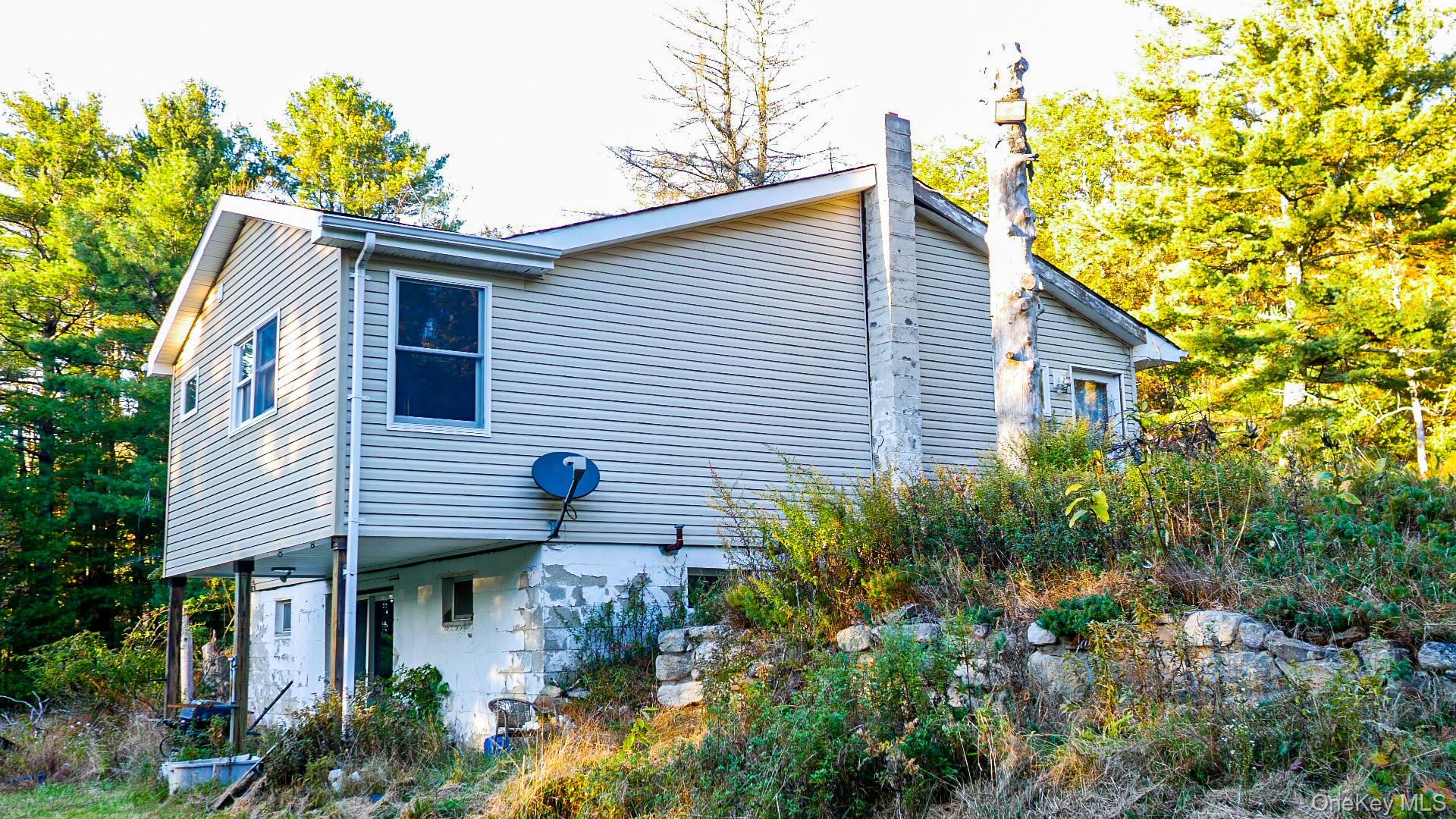 94 Mount Meenagha Road, Ellenville, NY 12428