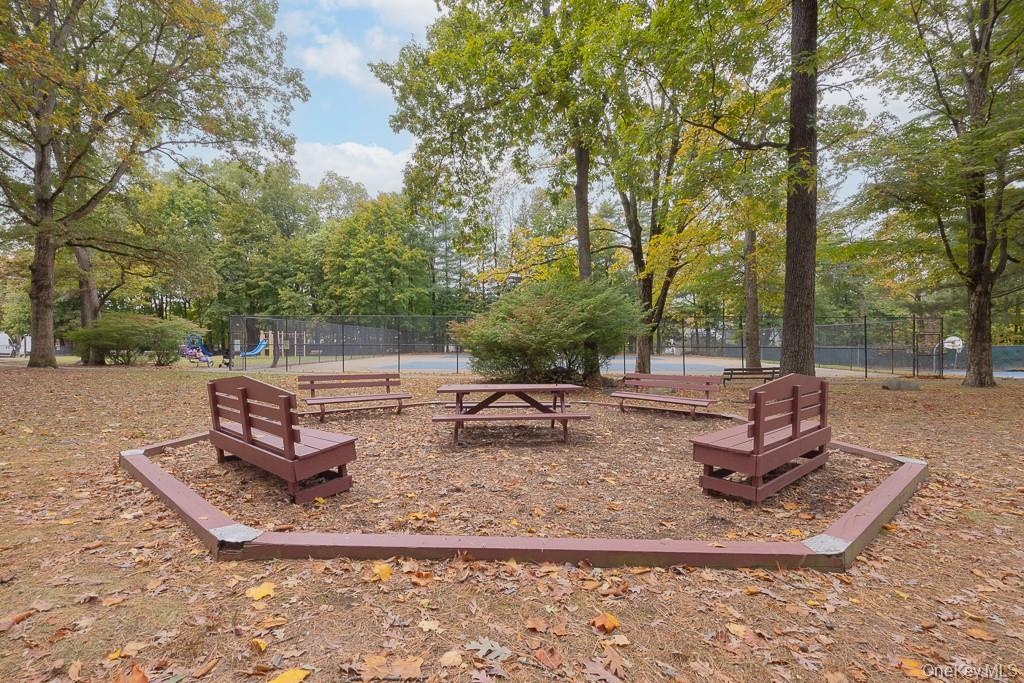 22 Bon Aire Circle # 1113, Suffern, NY 10901