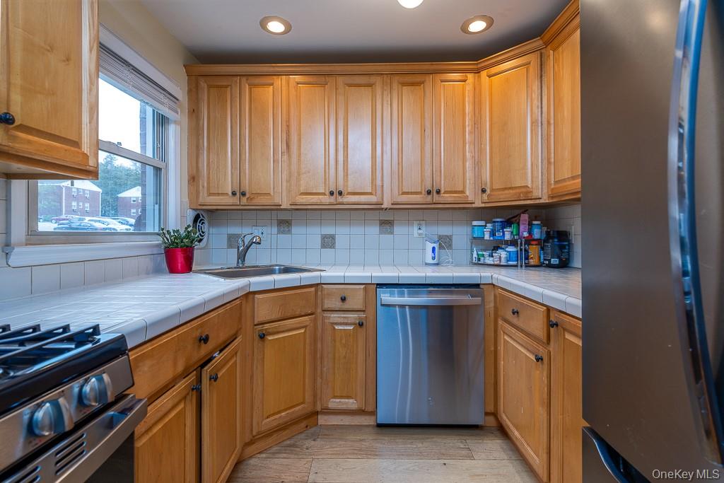 22 Bon Aire Circle # 1113, Suffern, NY 10901