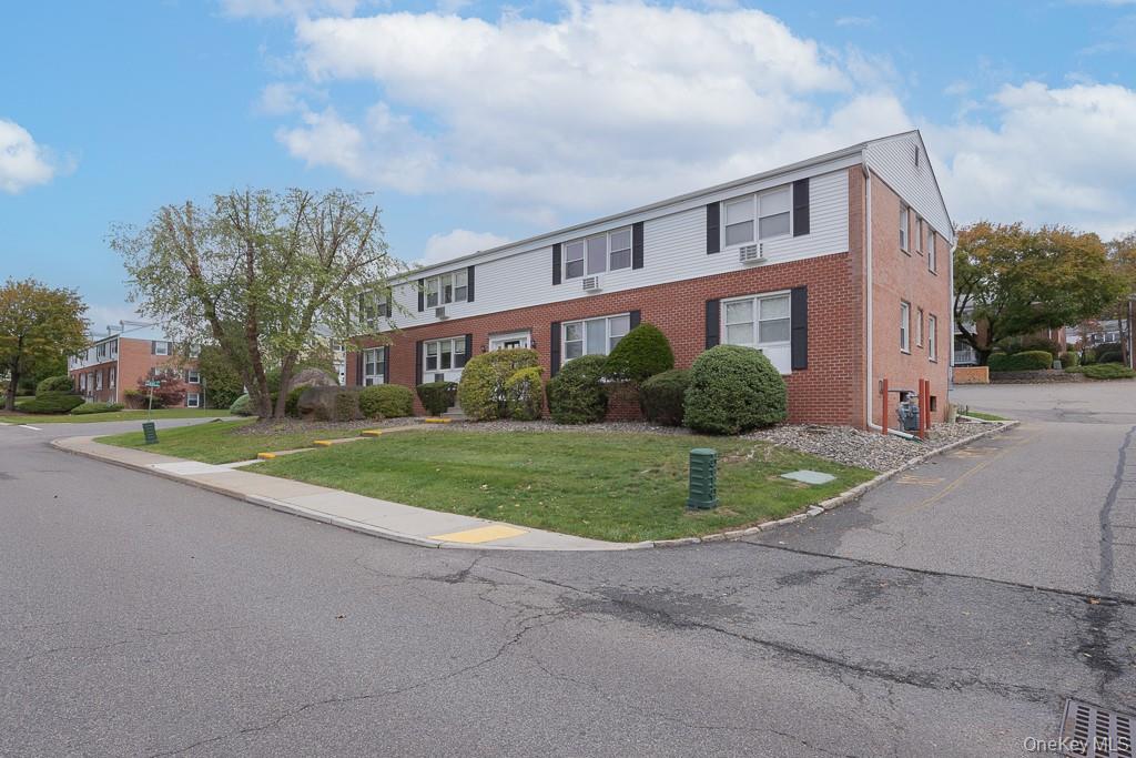 22 Bon Aire Circle # 1113, Suffern, NY 10901