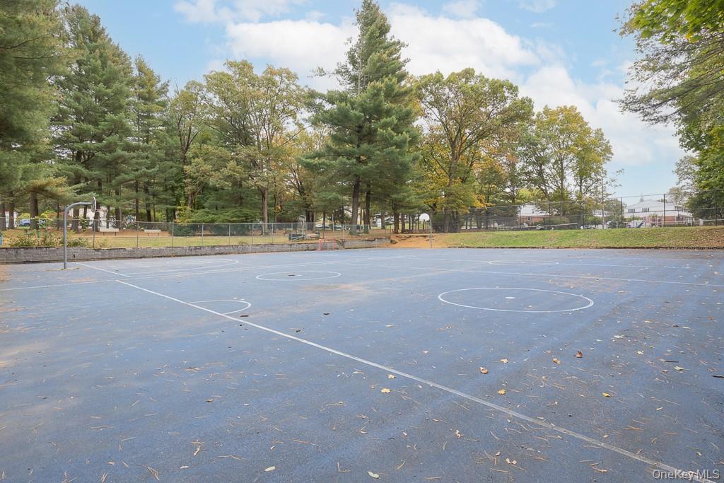 22 Bon Aire Circle # 1113, Suffern, NY 10901