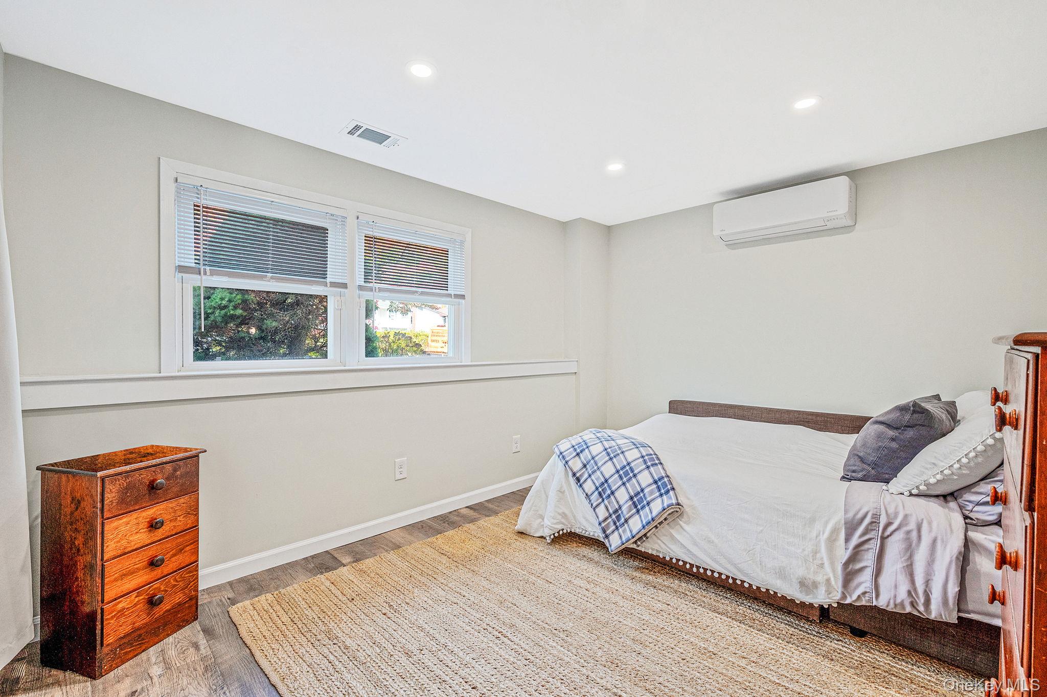 4 Lehigh Drive, Smithtown, NY 11787