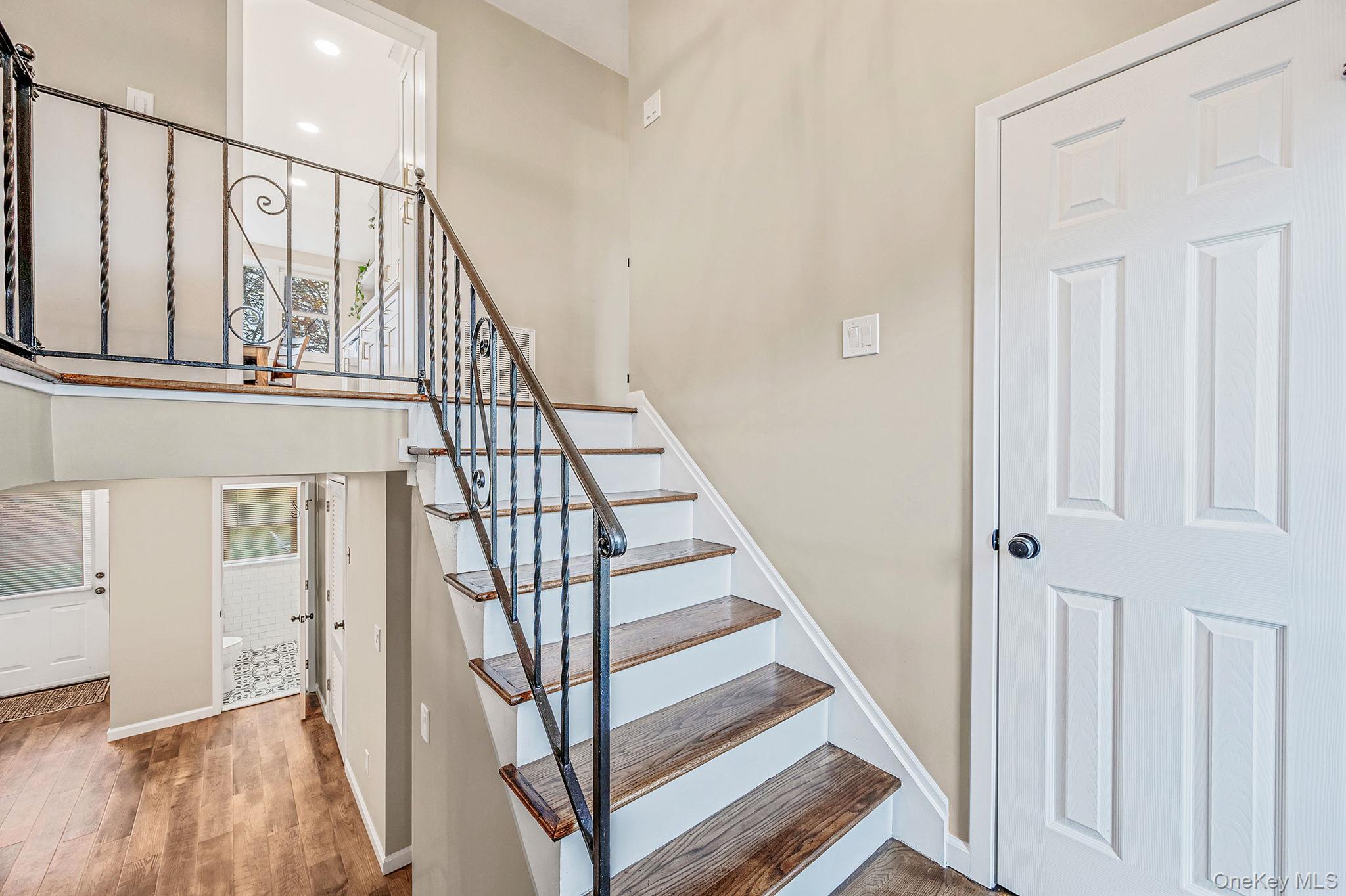 4 Lehigh Drive, Smithtown, NY 11787