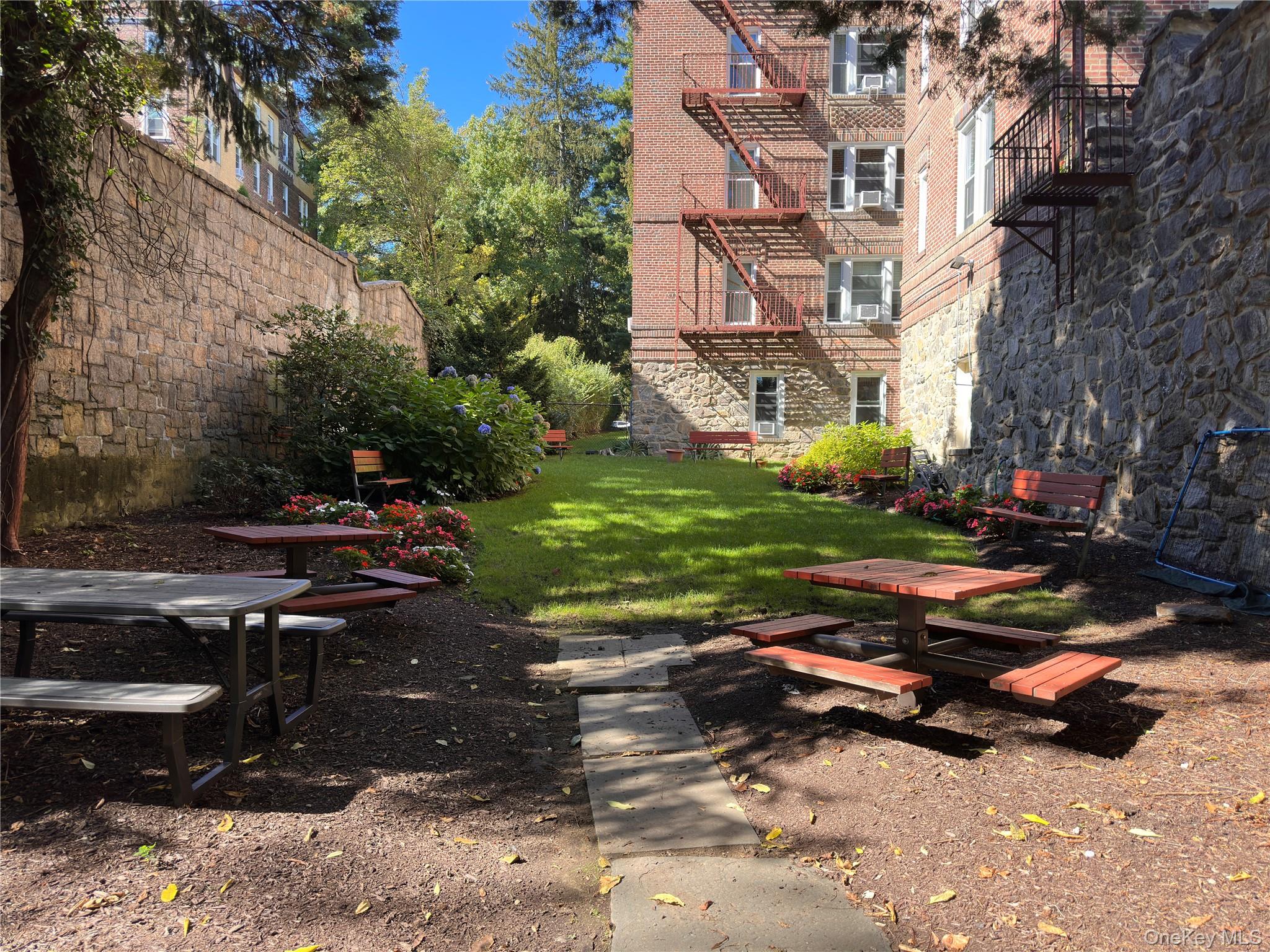 1468 Midland Avenue # 4D, Bronxville, NY 10708