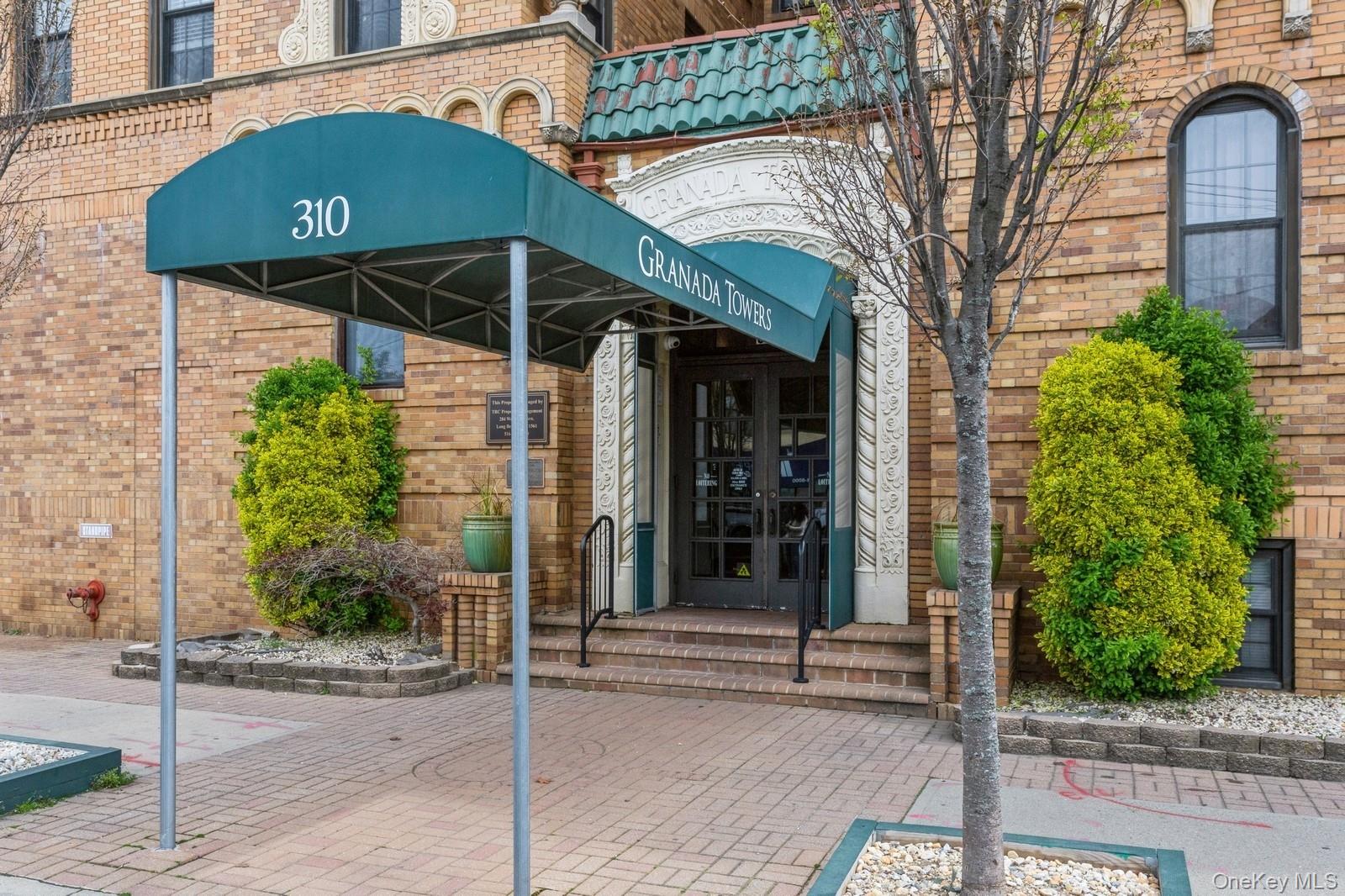 310 Riverside Blvd # 5i, Long Beach, NY 11561