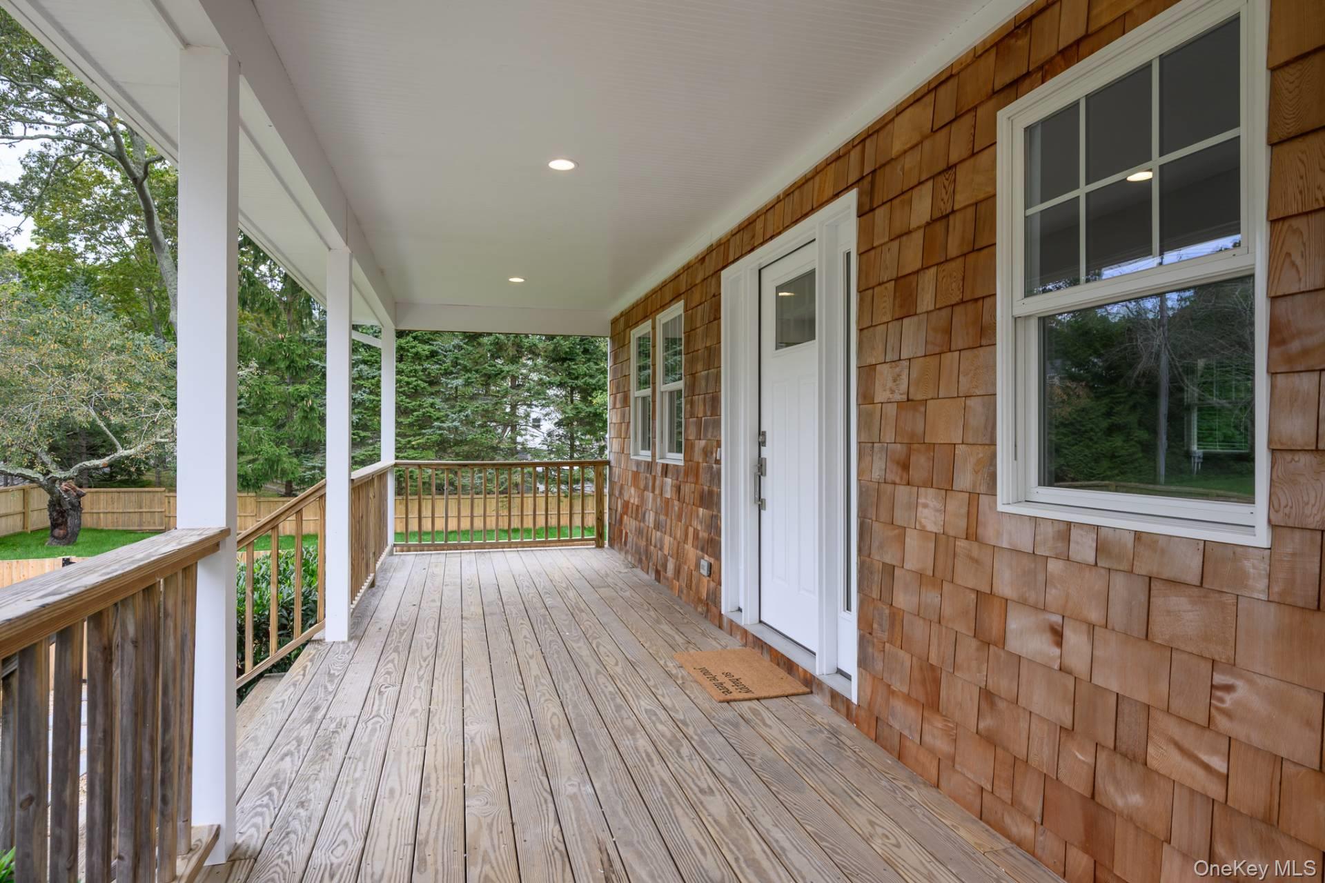 22 Fern Road, Southampton, NY 11968