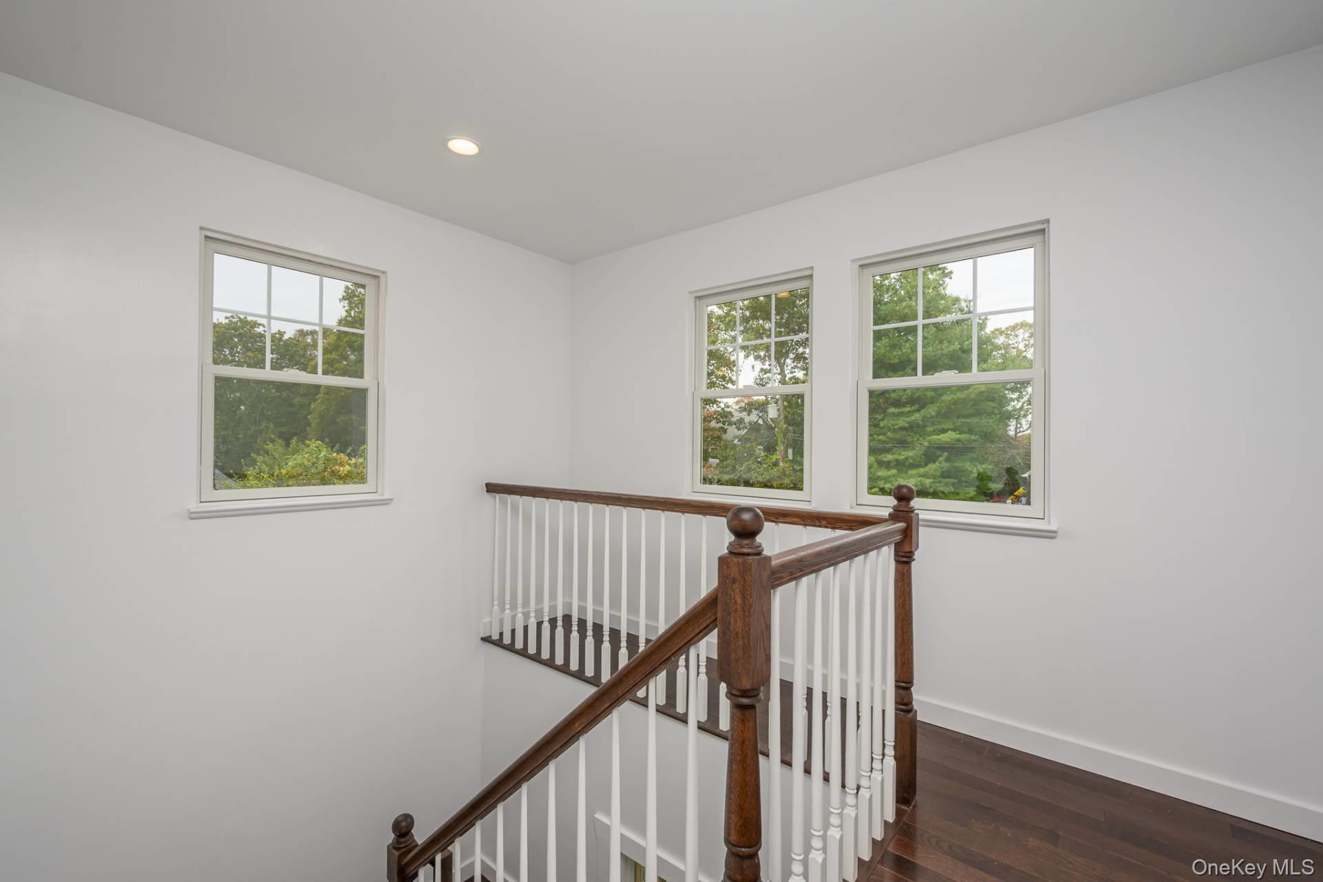 22 Fern Road, Southampton, NY 11968