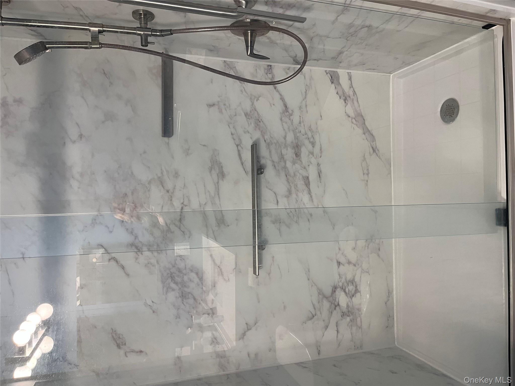 12 Horizon Court, Huntington, NY 11743