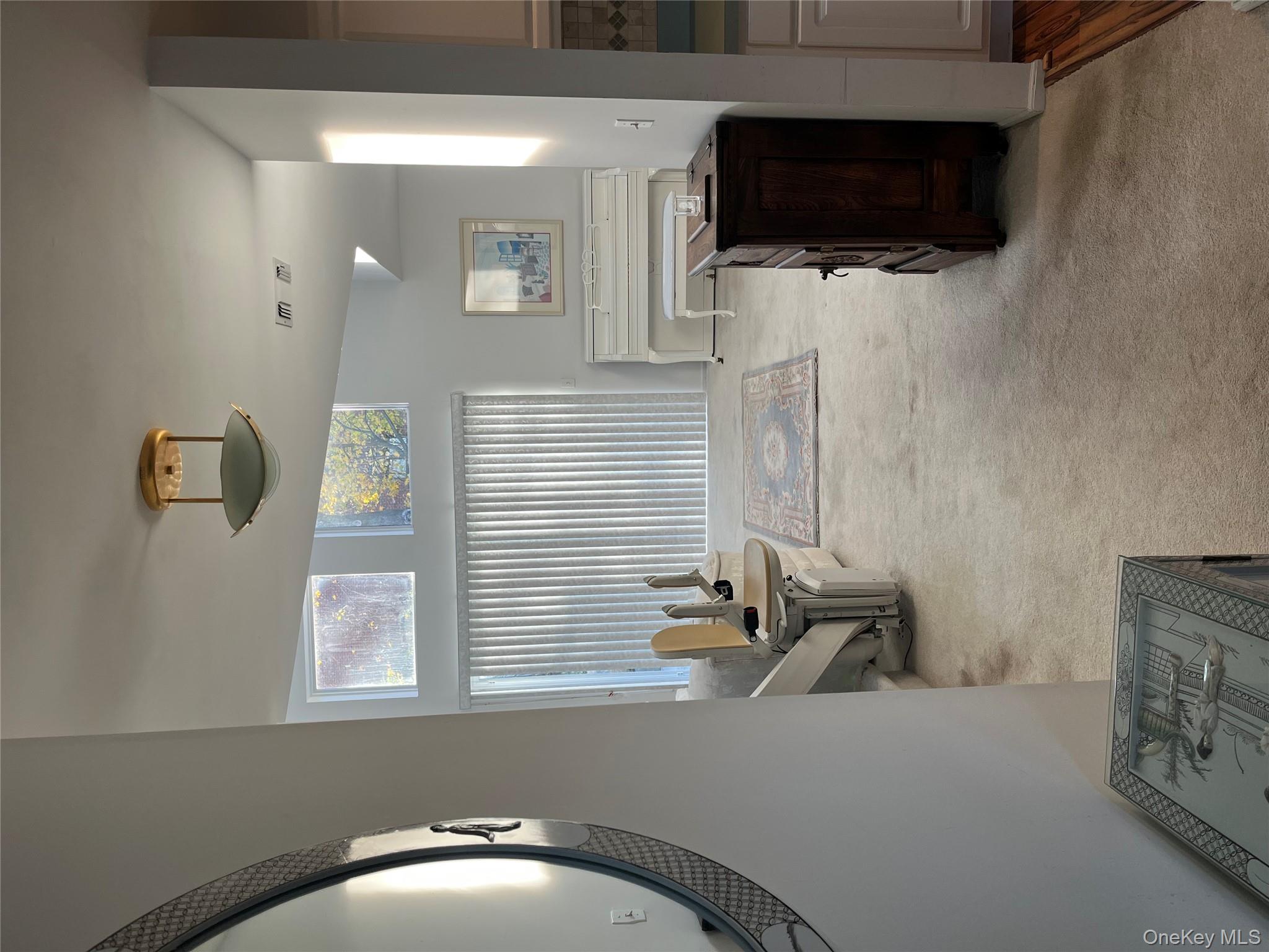 12 Horizon Court, Huntington, NY 11743