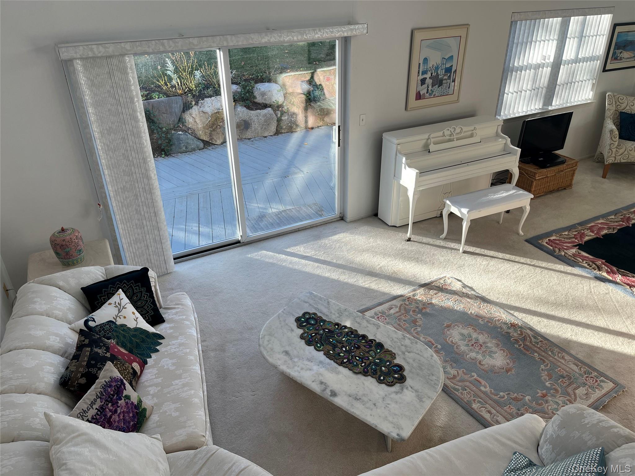 12 Horizon Court, Huntington, NY 11743